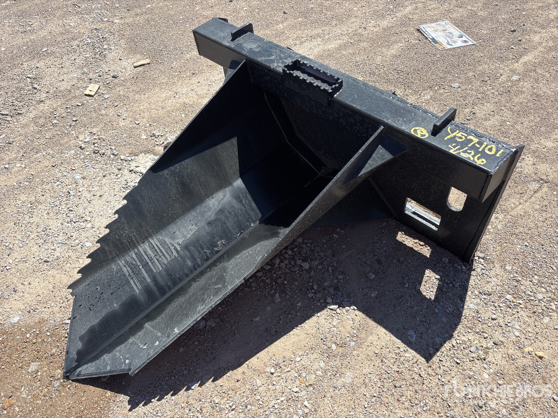 General Appearance with Zdjęcie, lewy górny róg