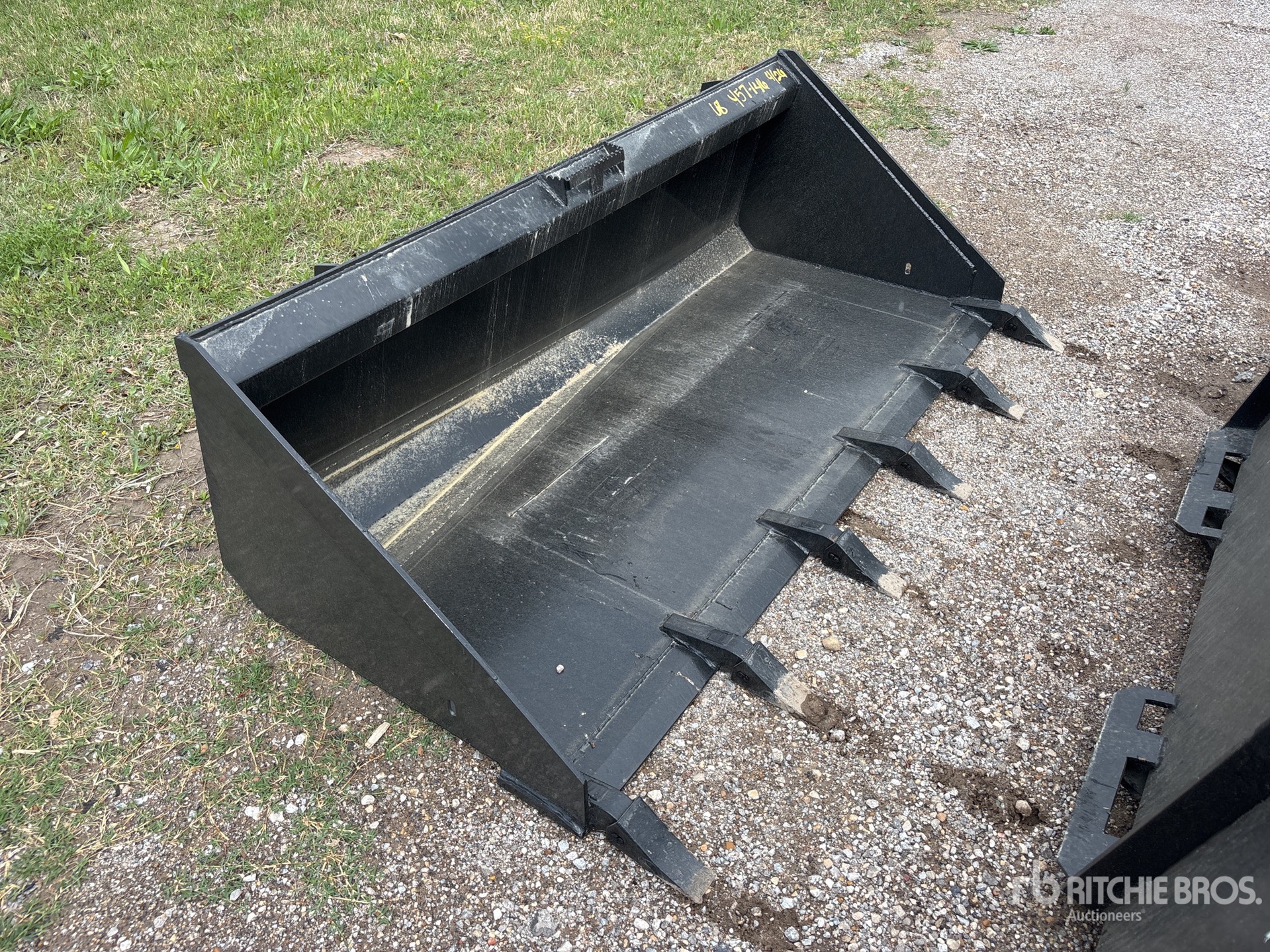 General Appearance with Foto, angolo anteriore destro