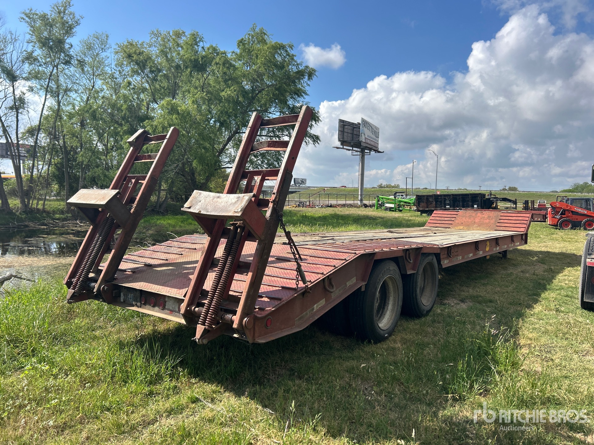 General Appearance with Imagen: esquina trasera derecha