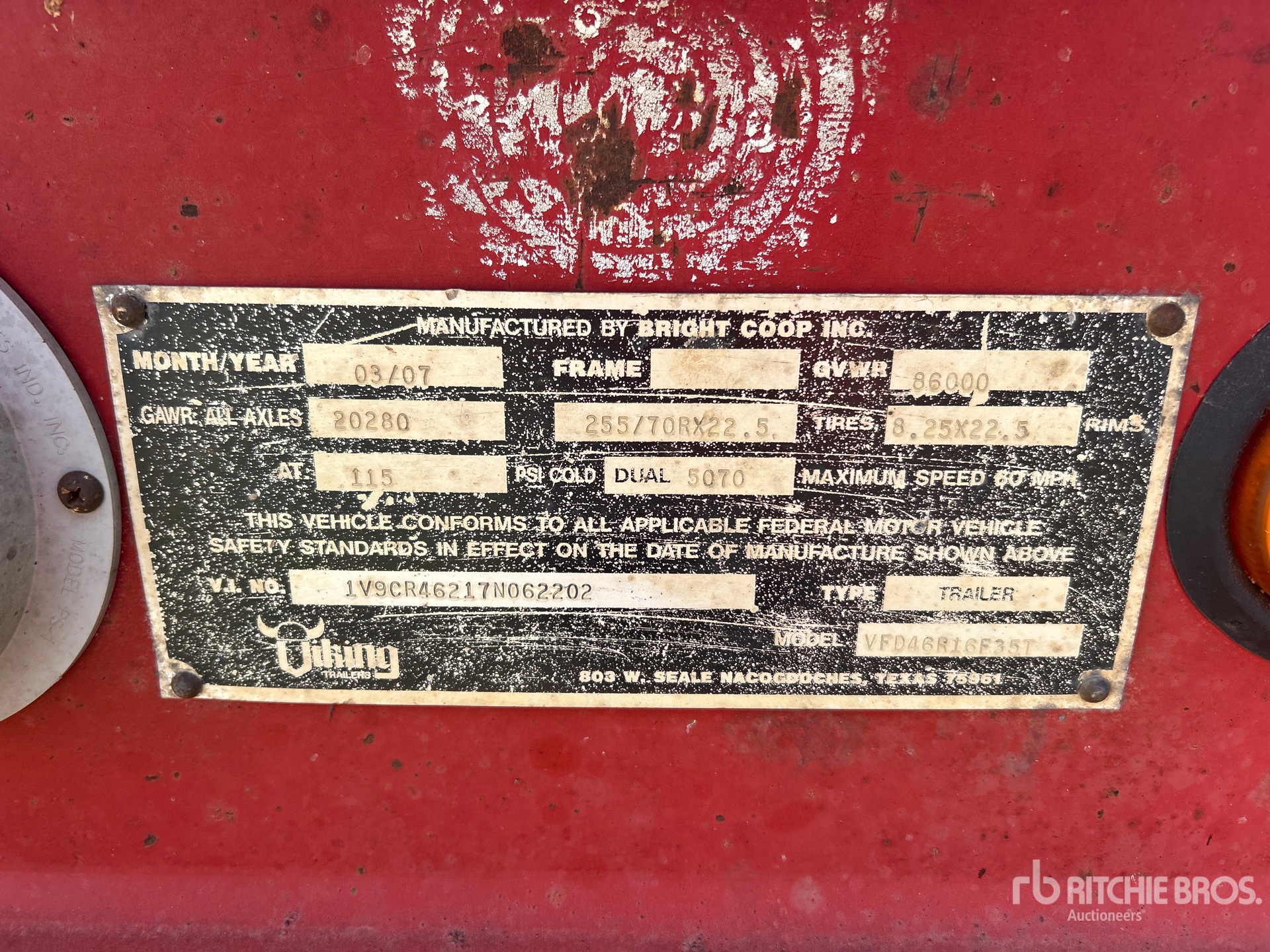 2007 Viking 46 ft T/A