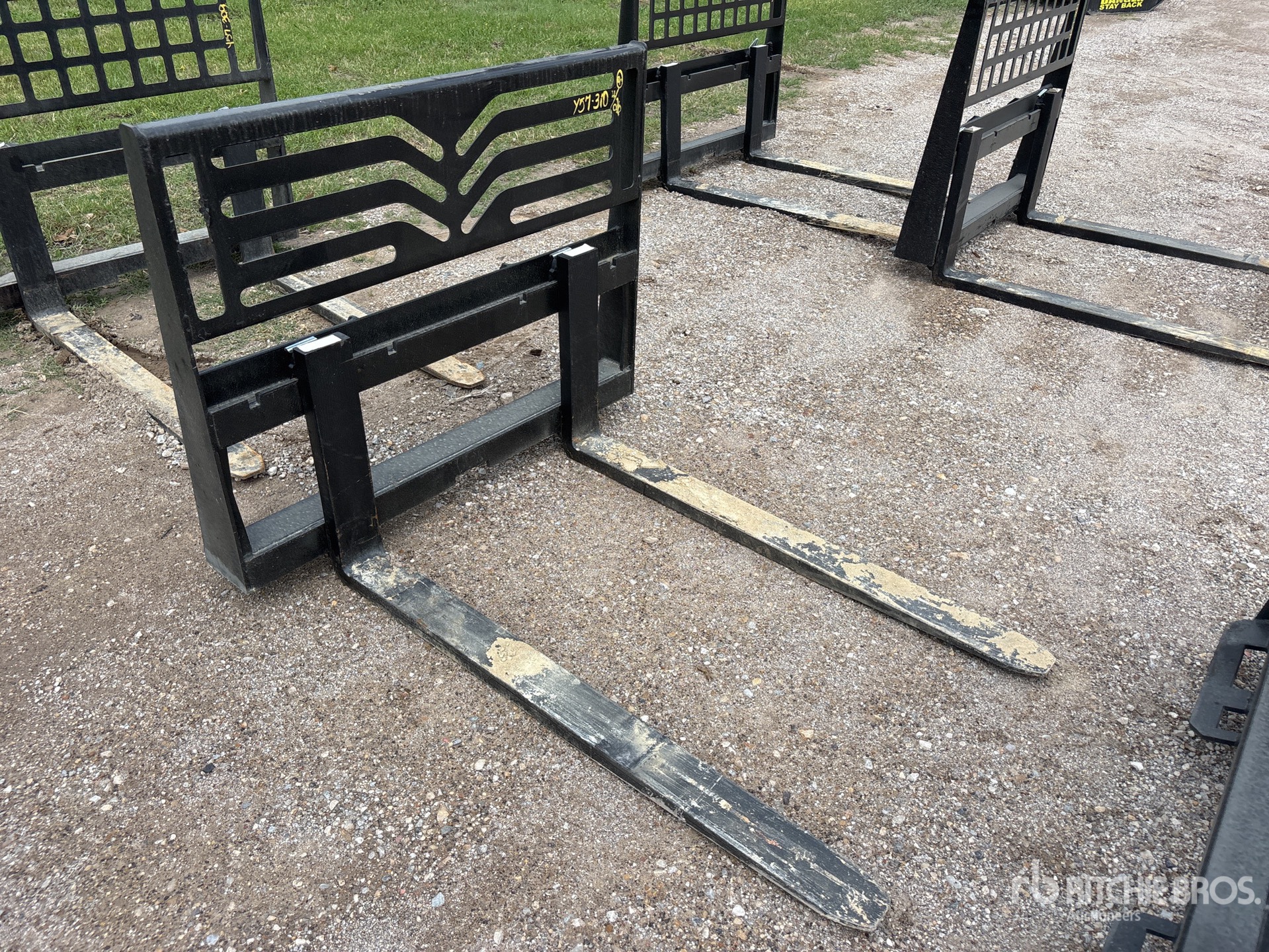 General Appearance with Image, coin avant droit