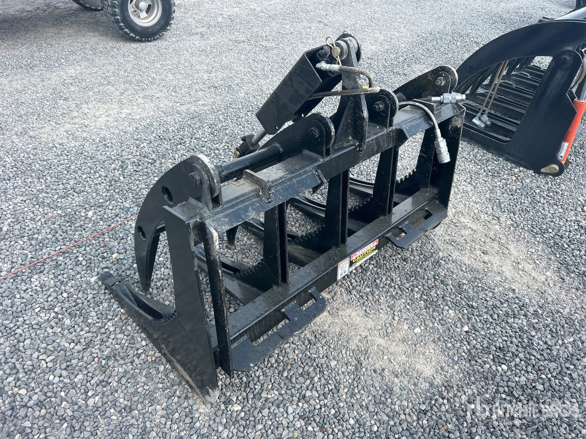 General Appearance with Foto, angolo posteriore sinistro