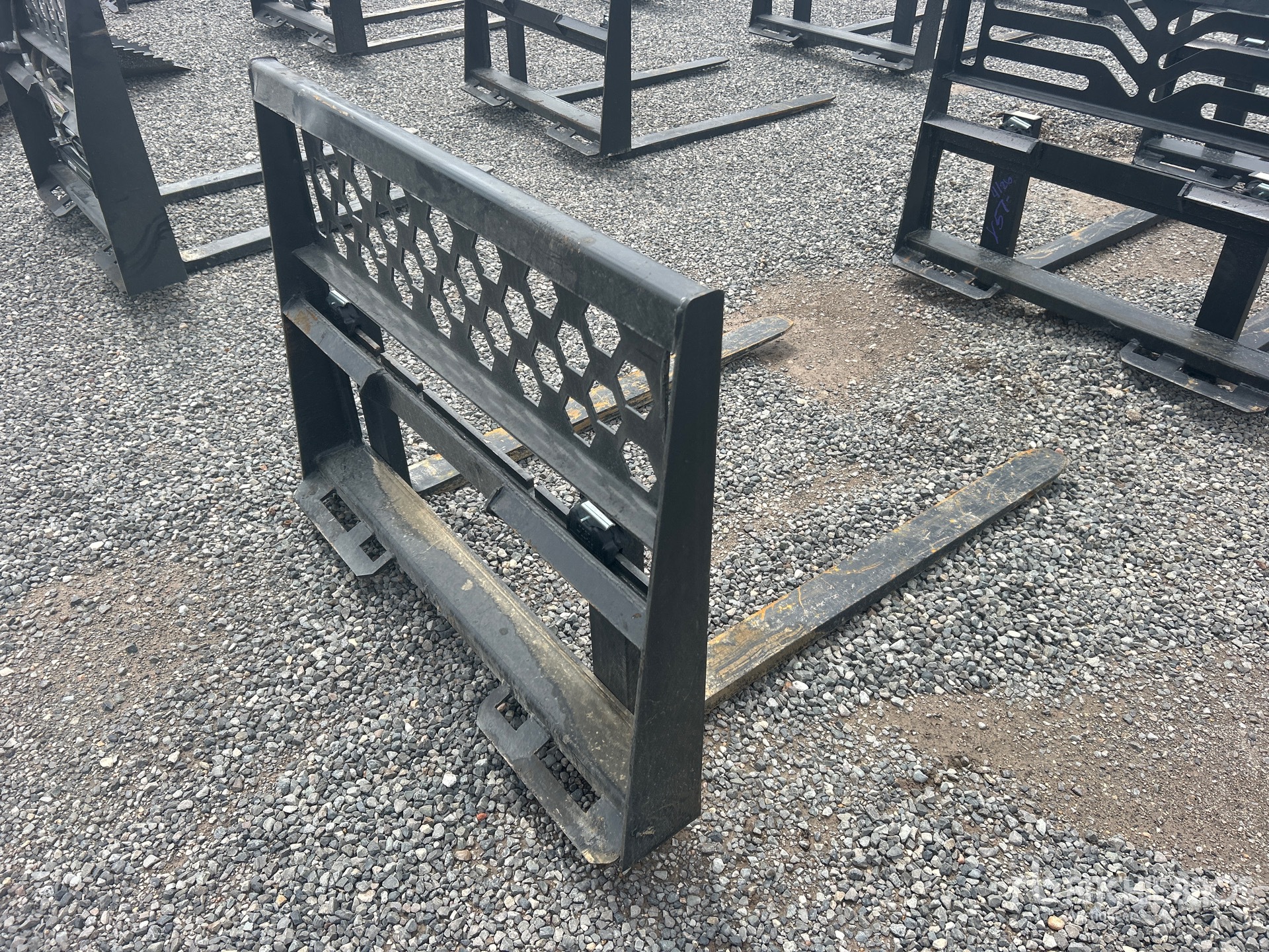 General Appearance with Image, coin arrière droit