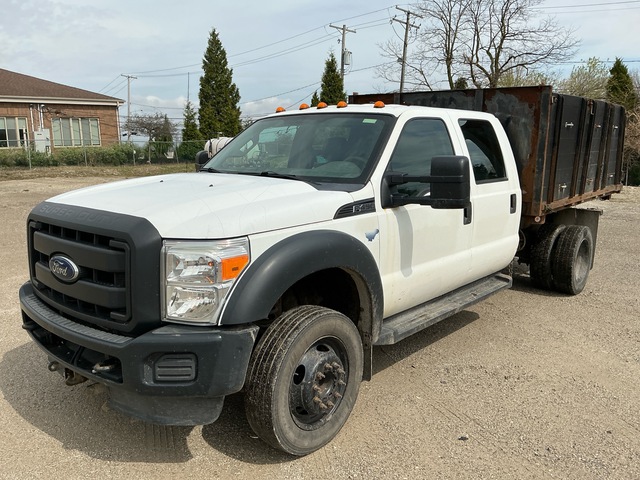 2016 Ford F-450 4x2 Crew Cab Flatbed Truck