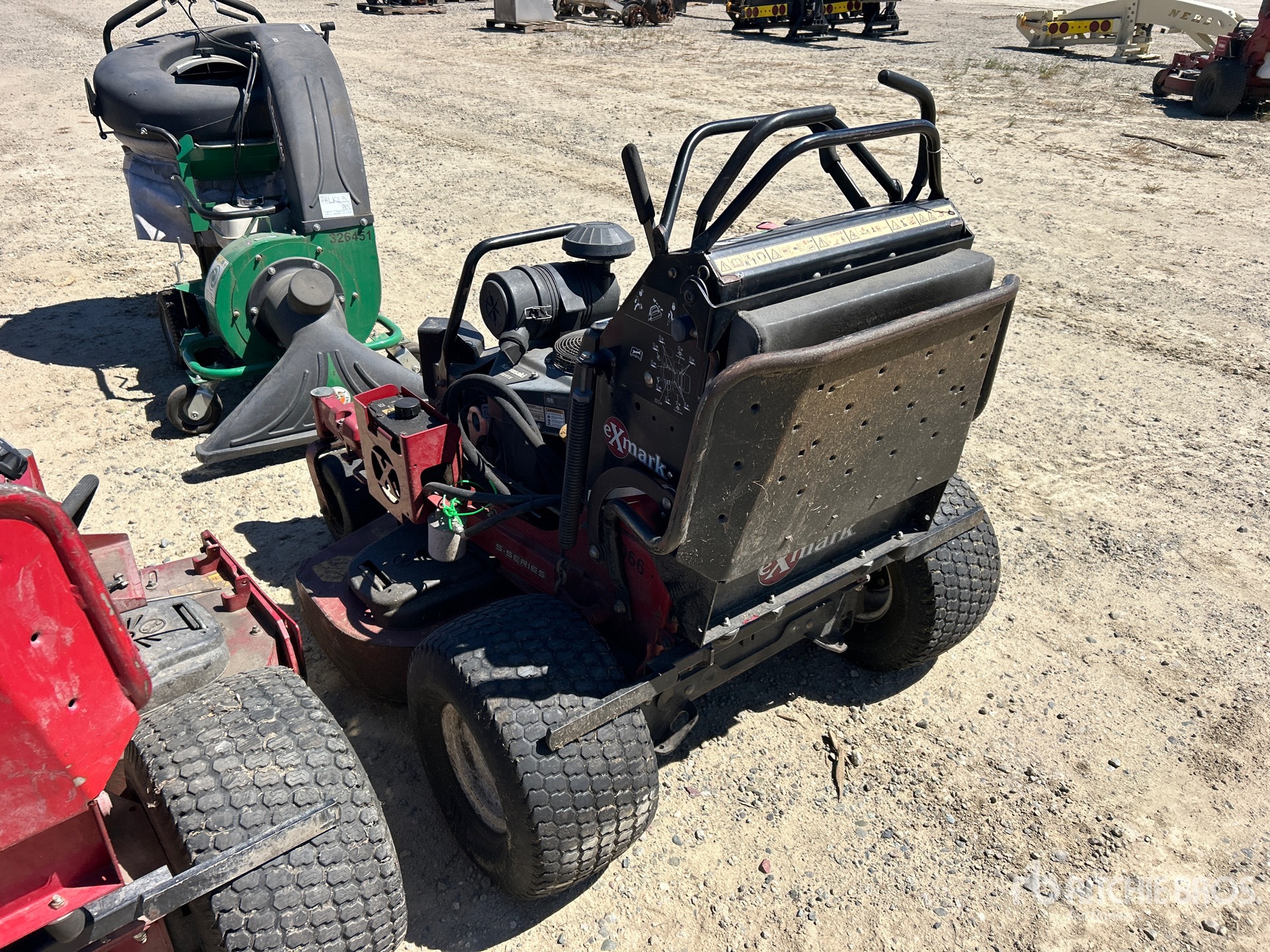 General Appearance with Imagen: esquina trasera izquierda