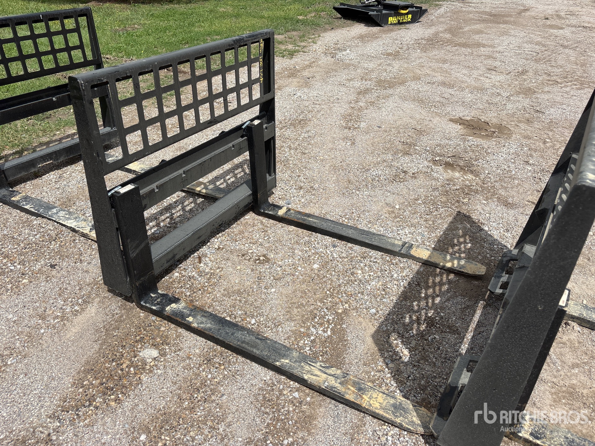 General Appearance with Image, coin avant droit