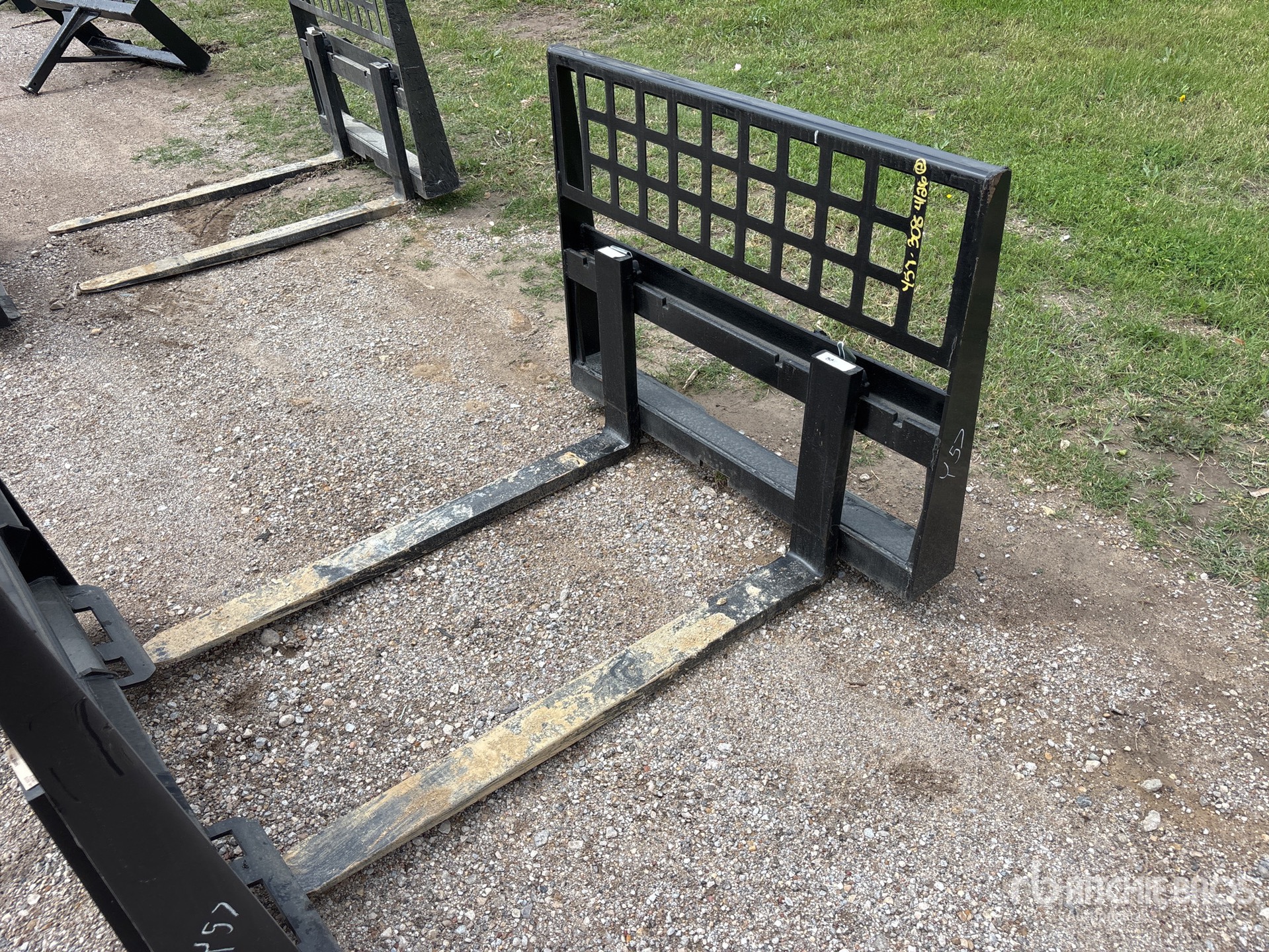 General Appearance with Image, coin avant gauche