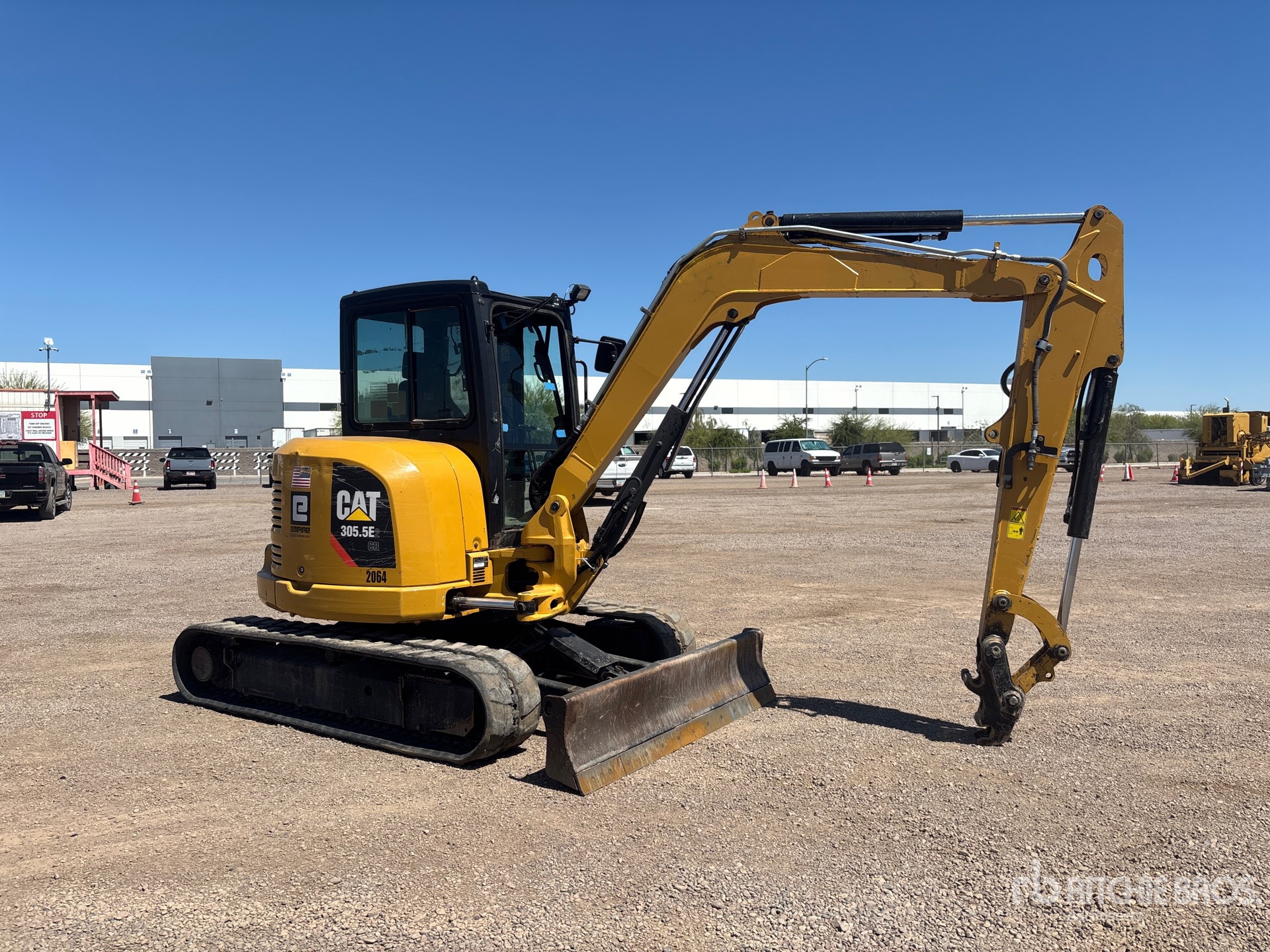 General Appearance with Picture, Right Front Corner