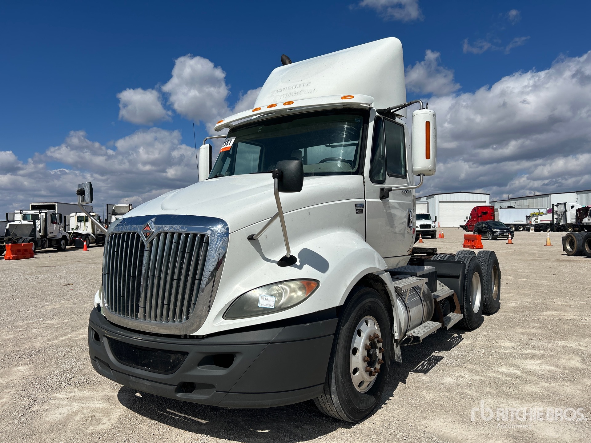 General Appearance with Featured Photo