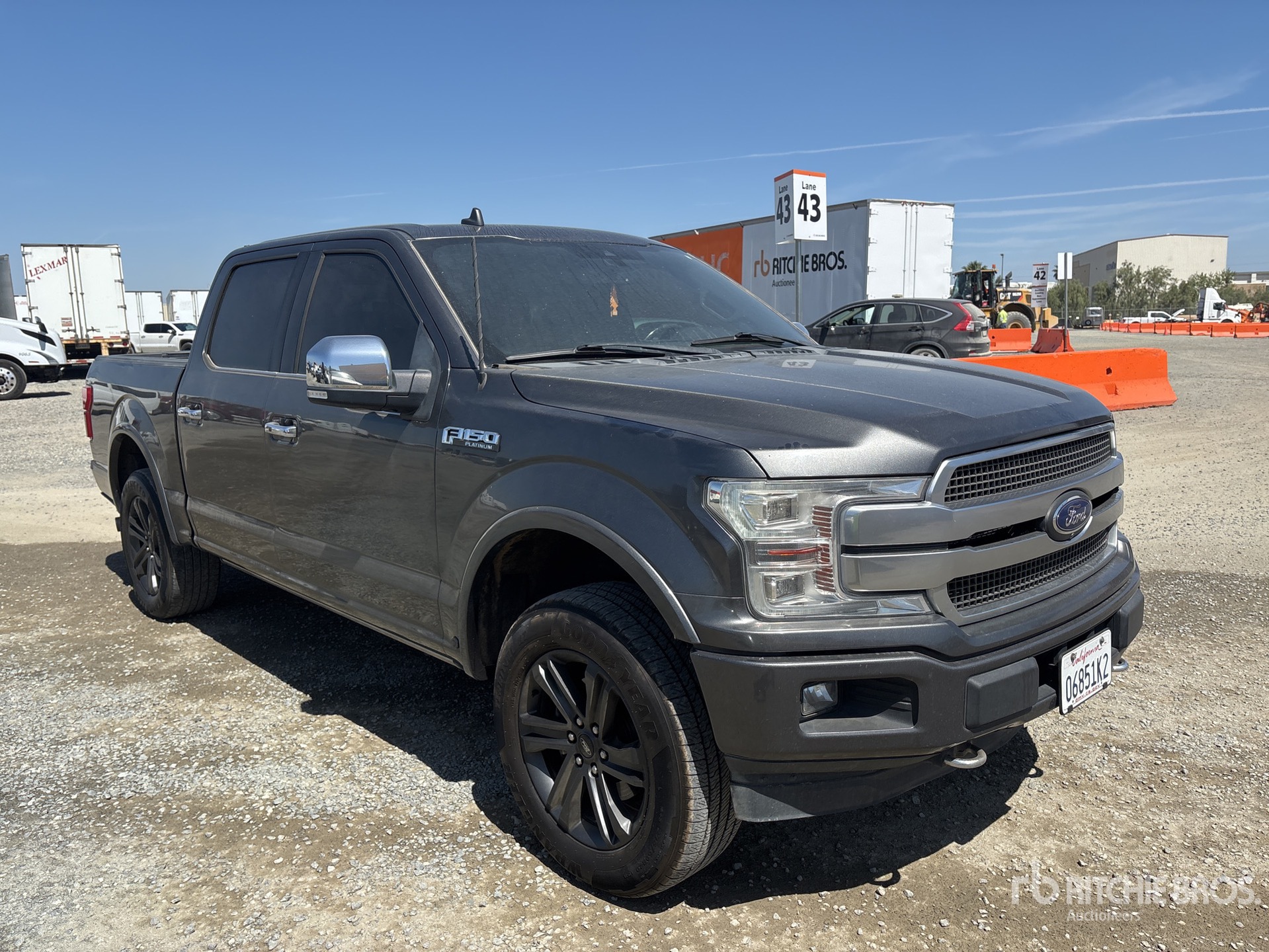 General Appearance with Imagen: esquina delantera derecha