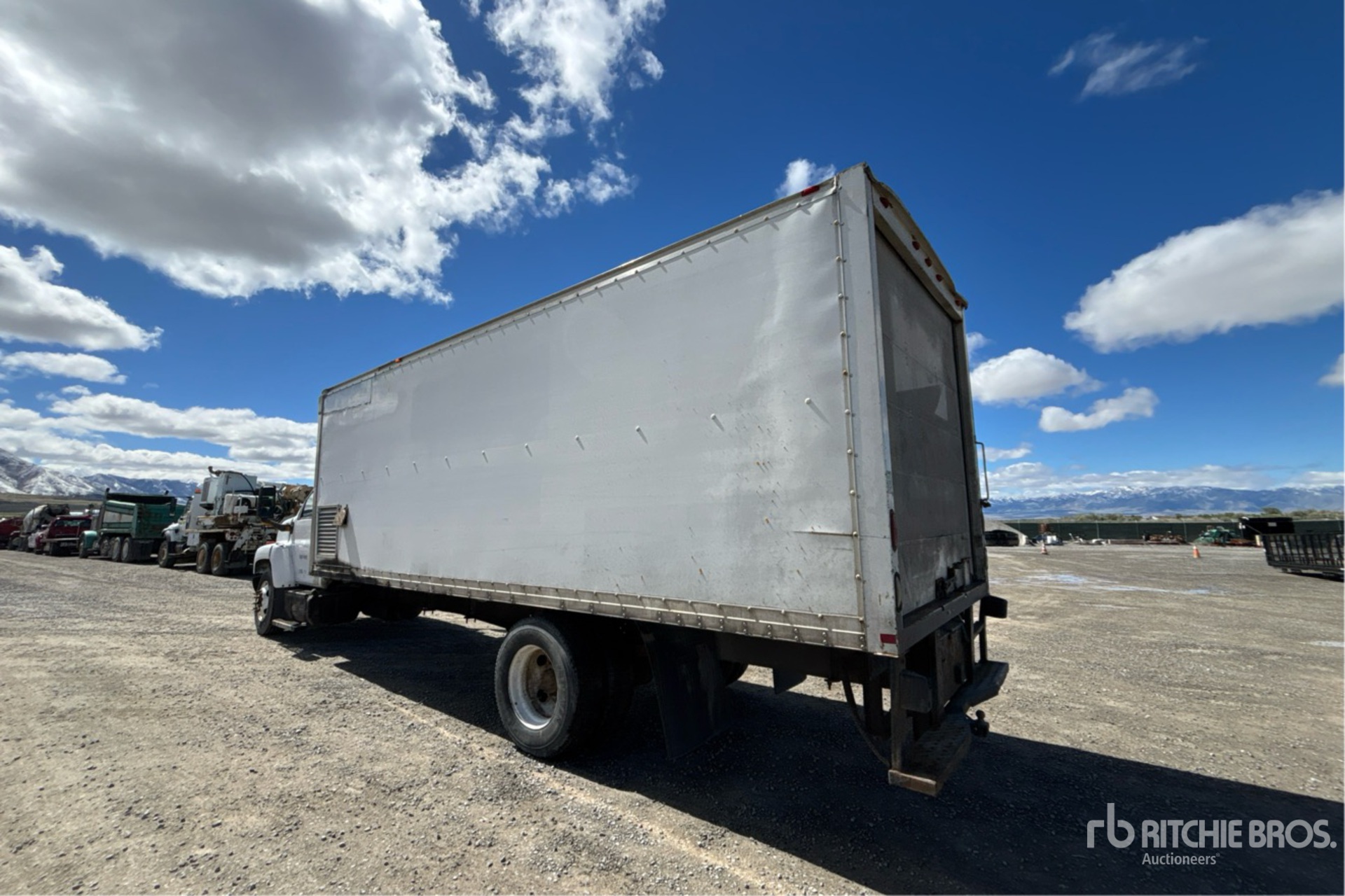 General Appearance with Zdjęcie, lewy dolny róg