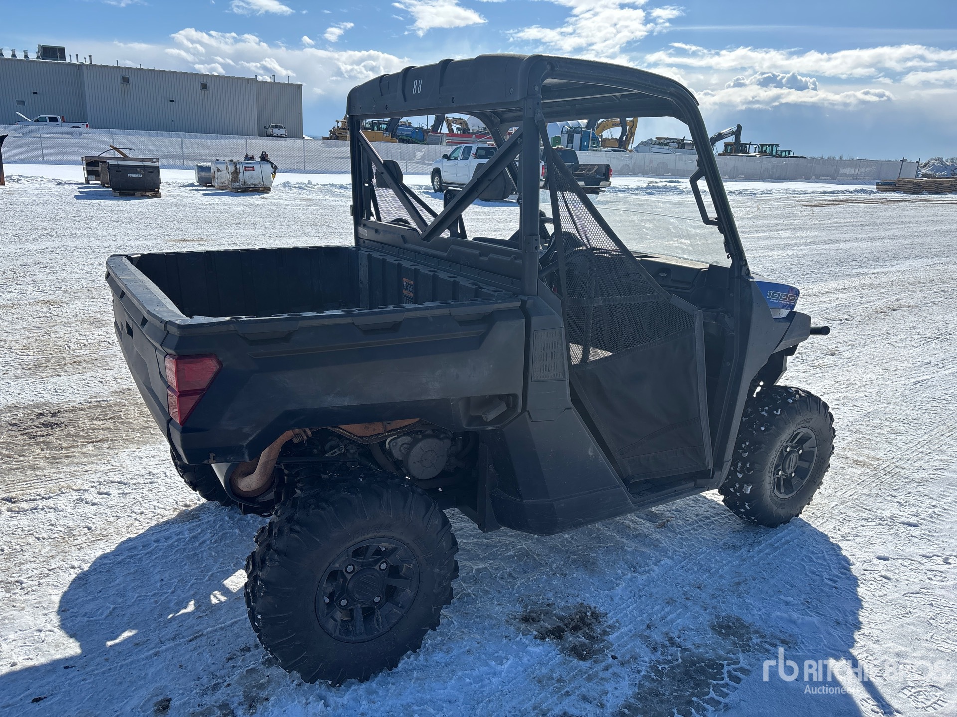 General Appearance with Picture, Right Rear Corner