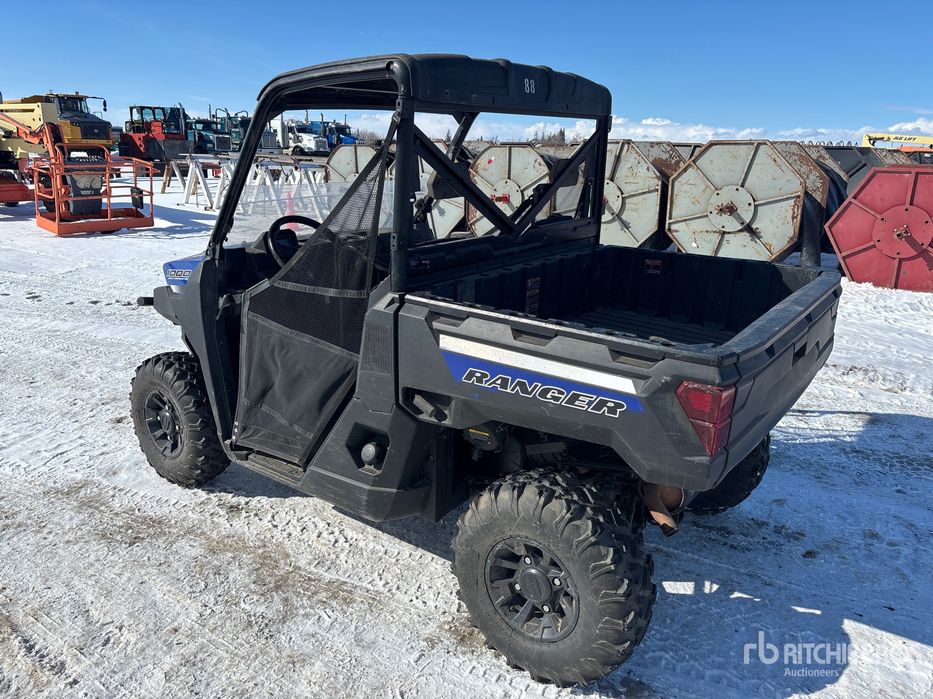 General Appearance with Picture, Left Rear Corner