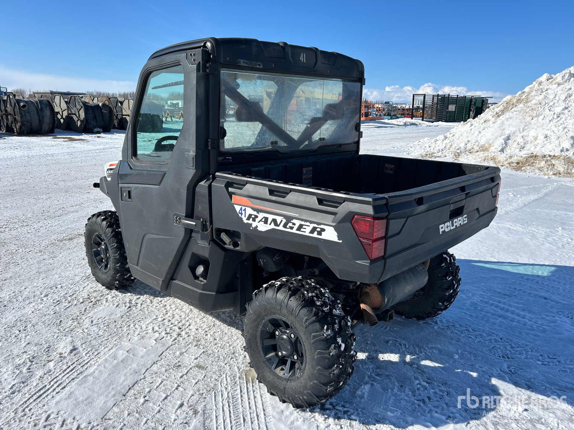 General Appearance with Picture, Left Rear Corner