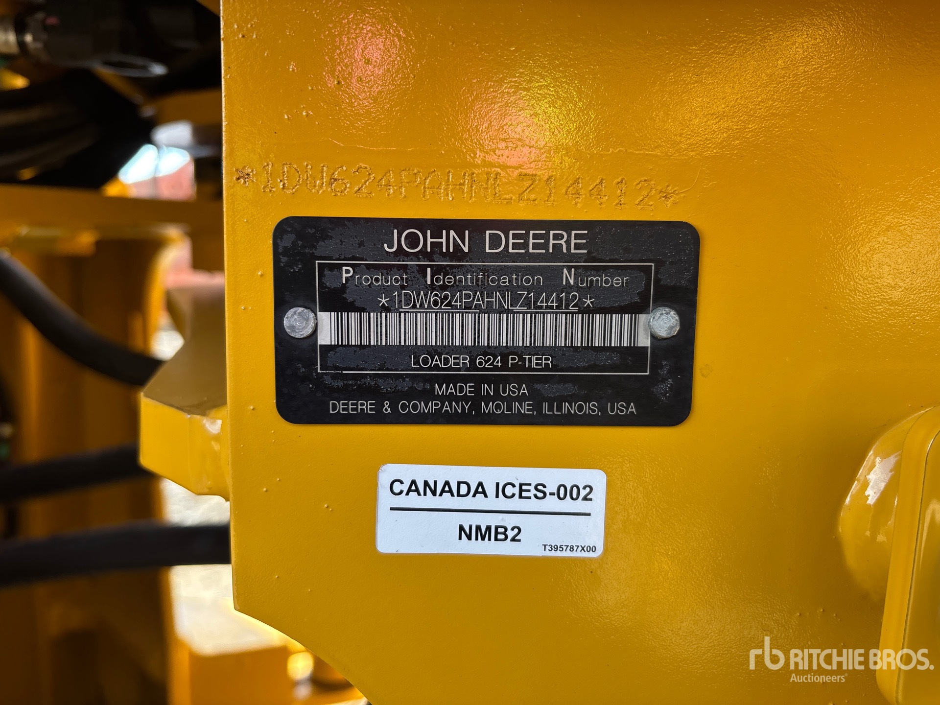 Photo of a 2022 John Deere 624P