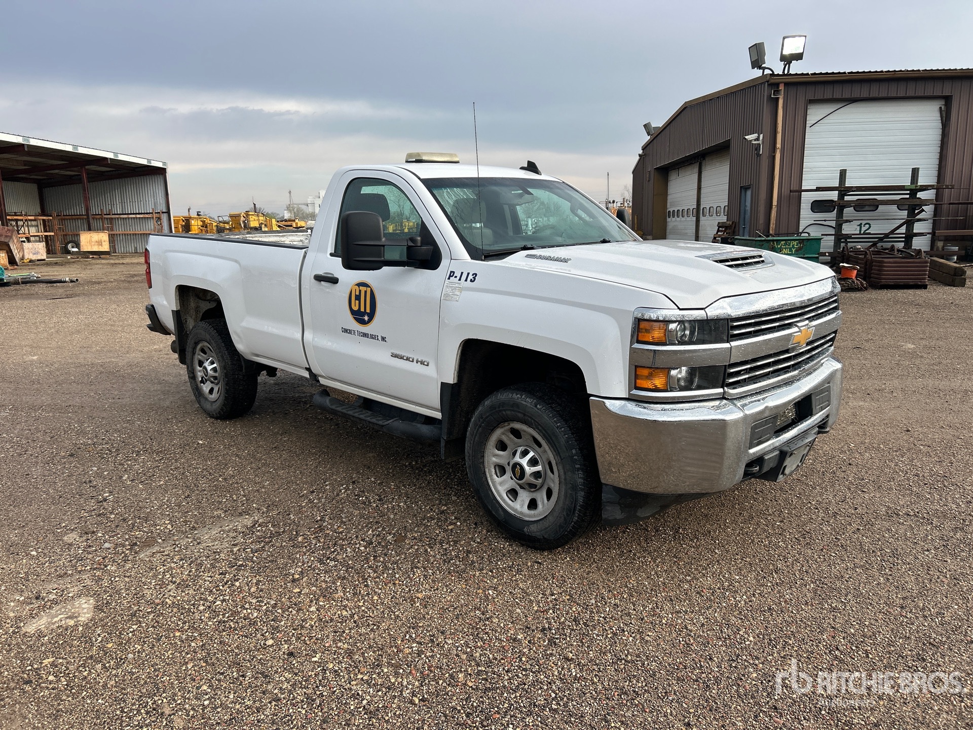 General Appearance with Picture, Right Front Corner