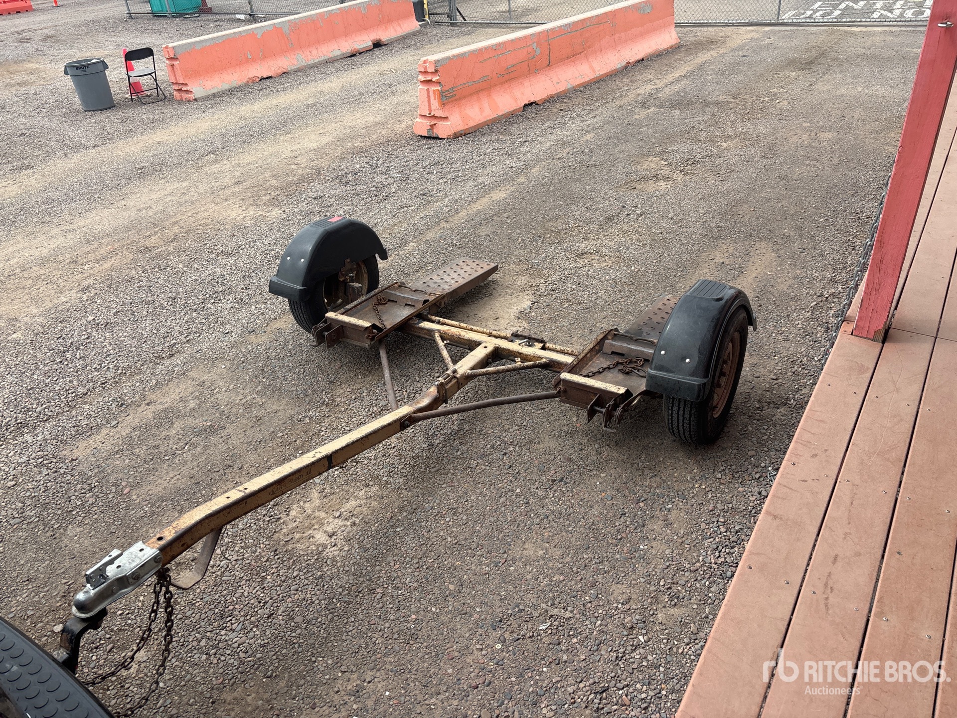 General Appearance with Featured Photo