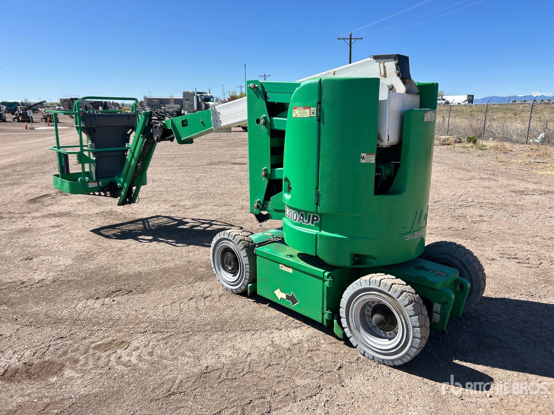 General Appearance with Picture, Left Rear Corner