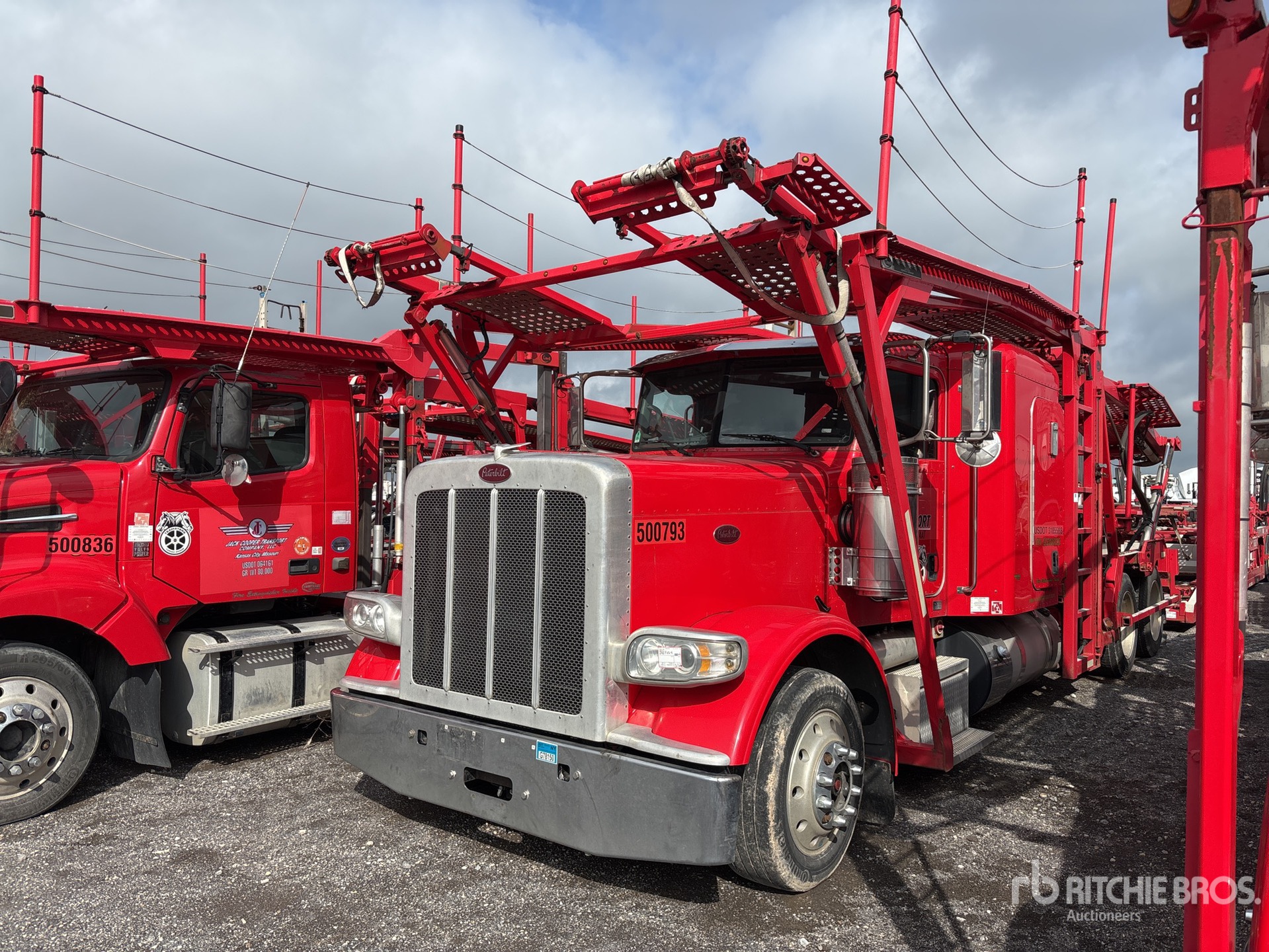 General Appearance with Featured Photo