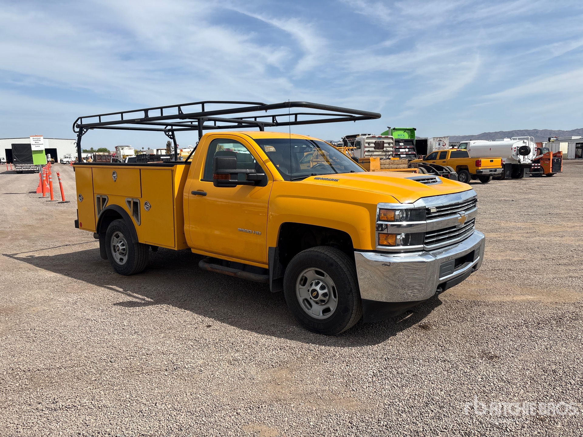 General Appearance with Picture, Right Front Corner