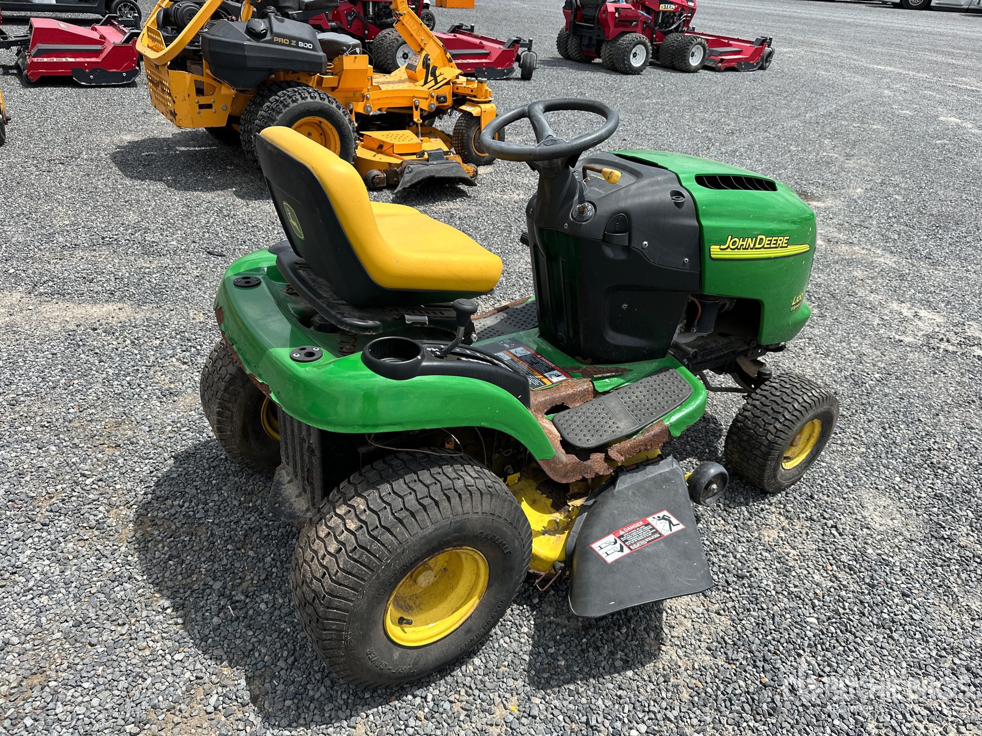 General Appearance with Picture, Right Rear Corner