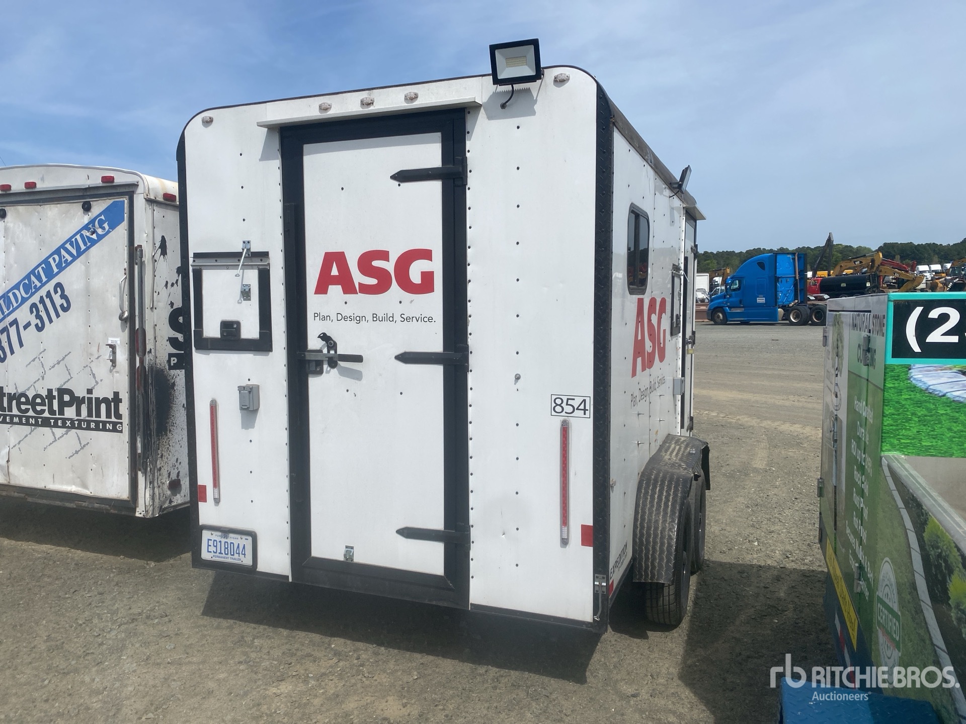 General Appearance with Picture, Left Rear Corner