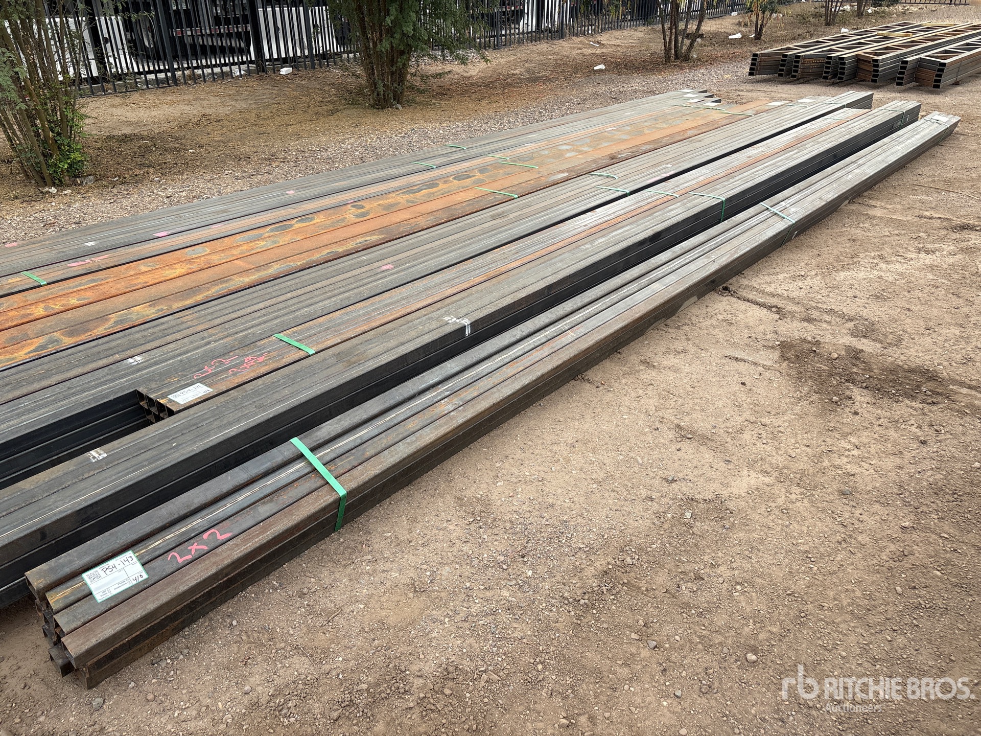 General Appearance with Bild, Ecke vorne rechts