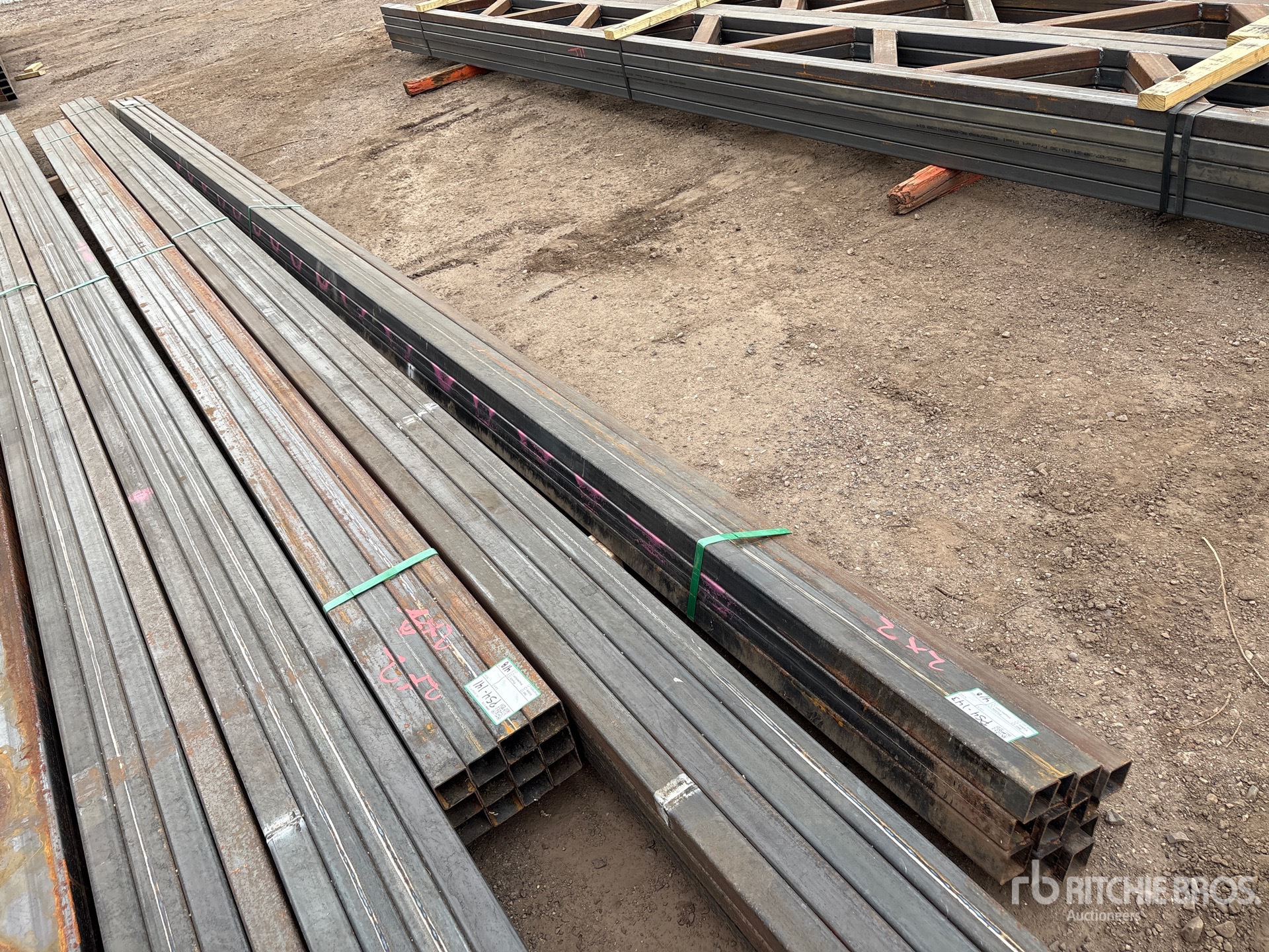 General Appearance with Bild, Ecke hinten rechts