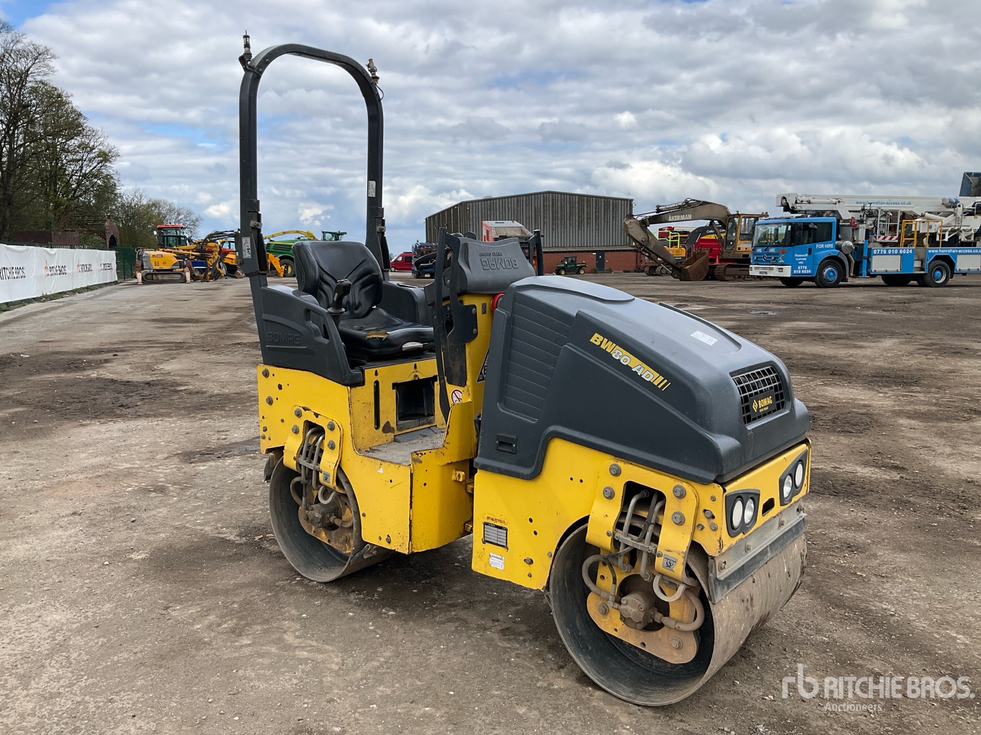 General Appearance with Picture, Right Front Corner