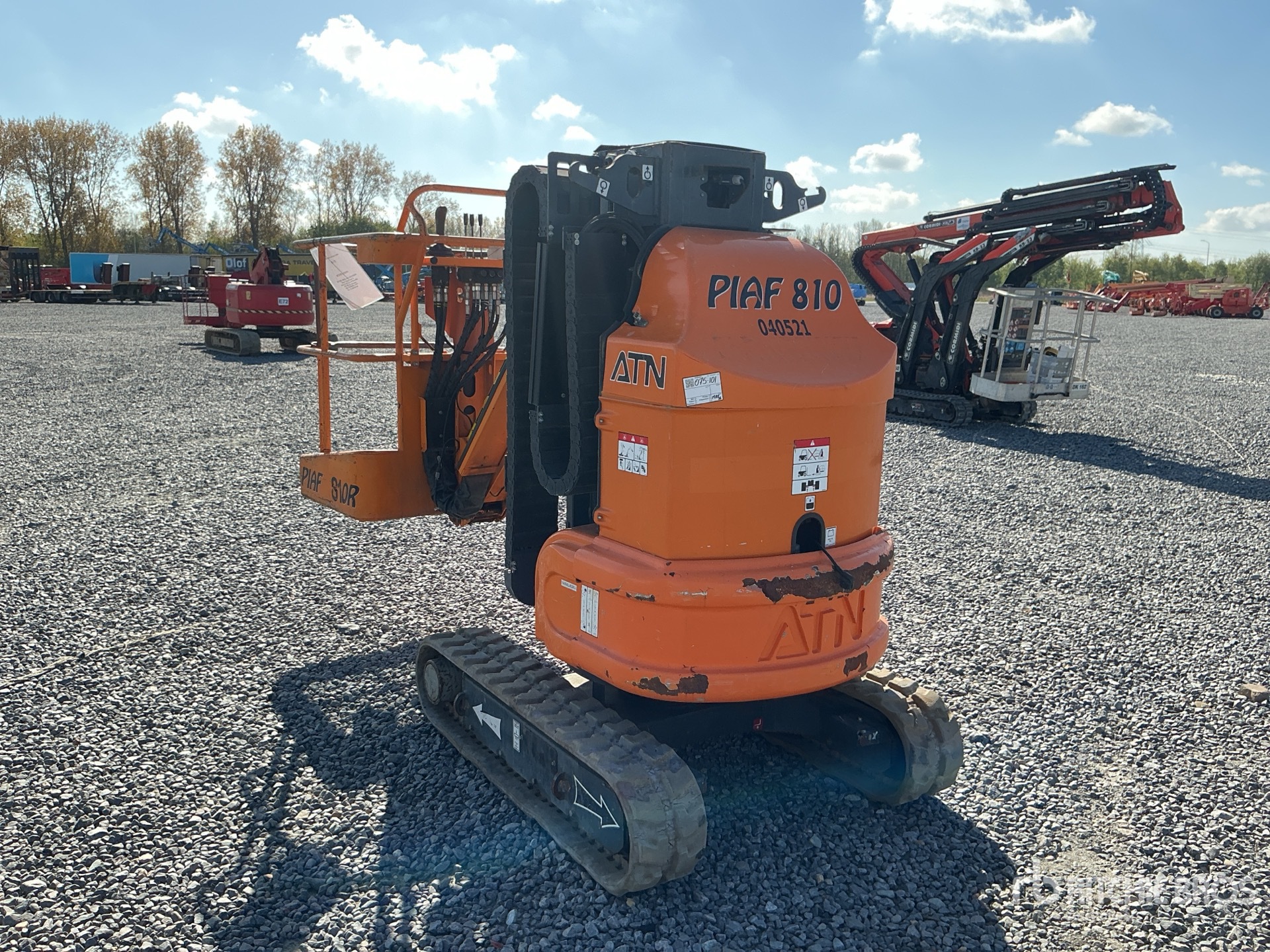 General Appearance with Picture, Right Front Corner