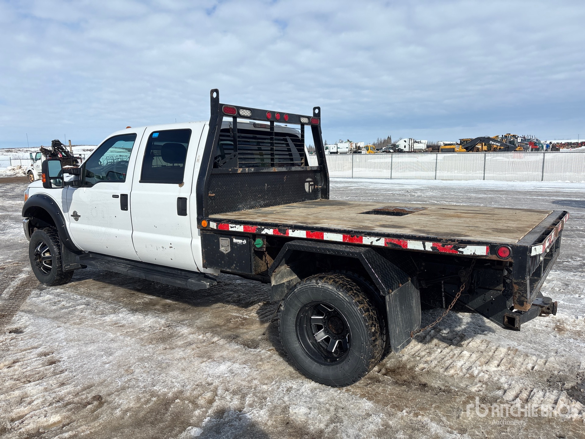 Aspect général with Image, coin arrière gauche