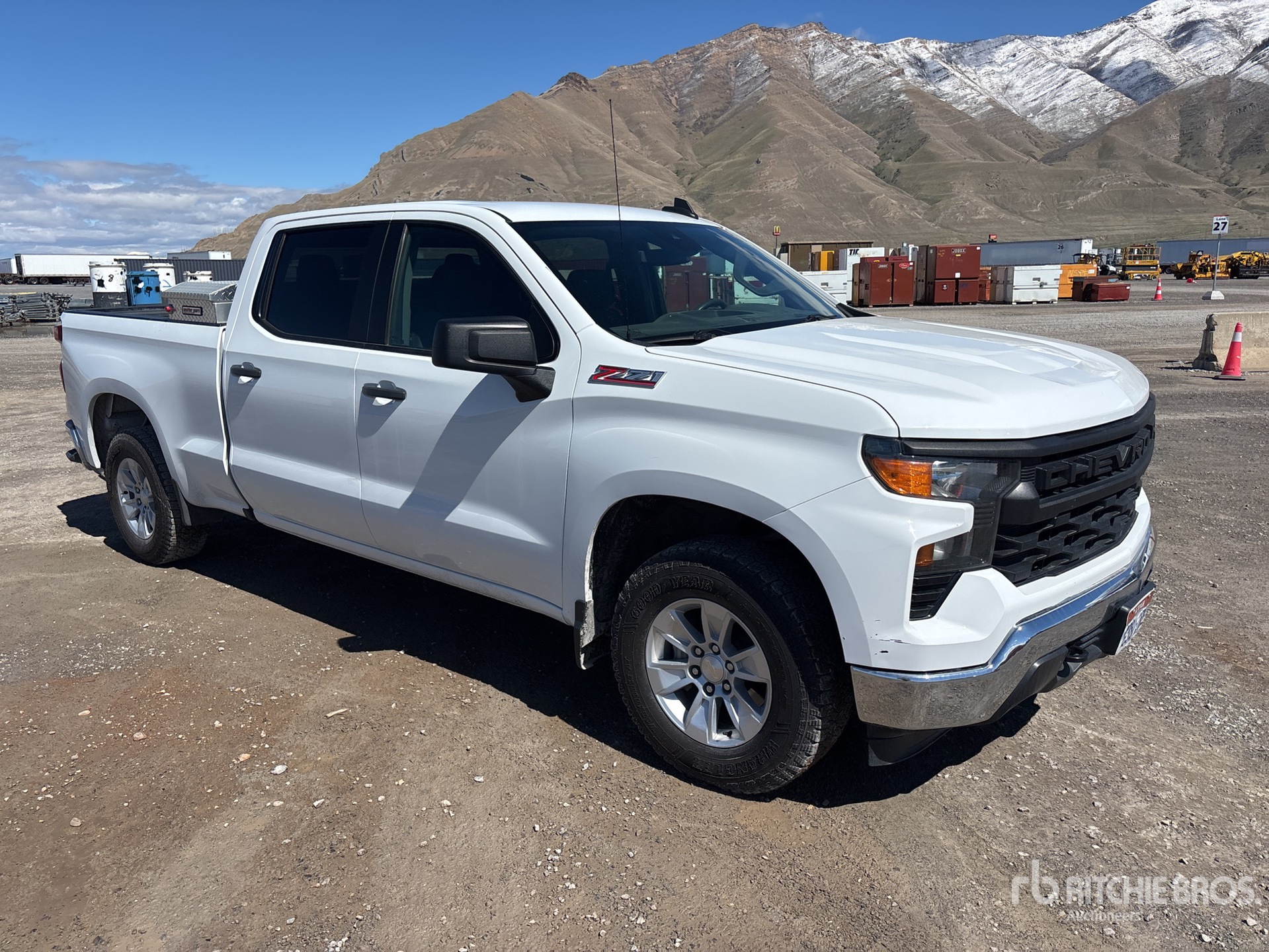 General Appearance with Picture, Right Front Corner