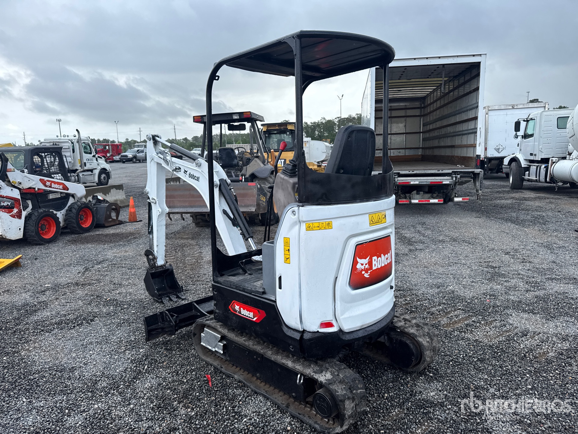 General Appearance with Picture, Left Rear Corner