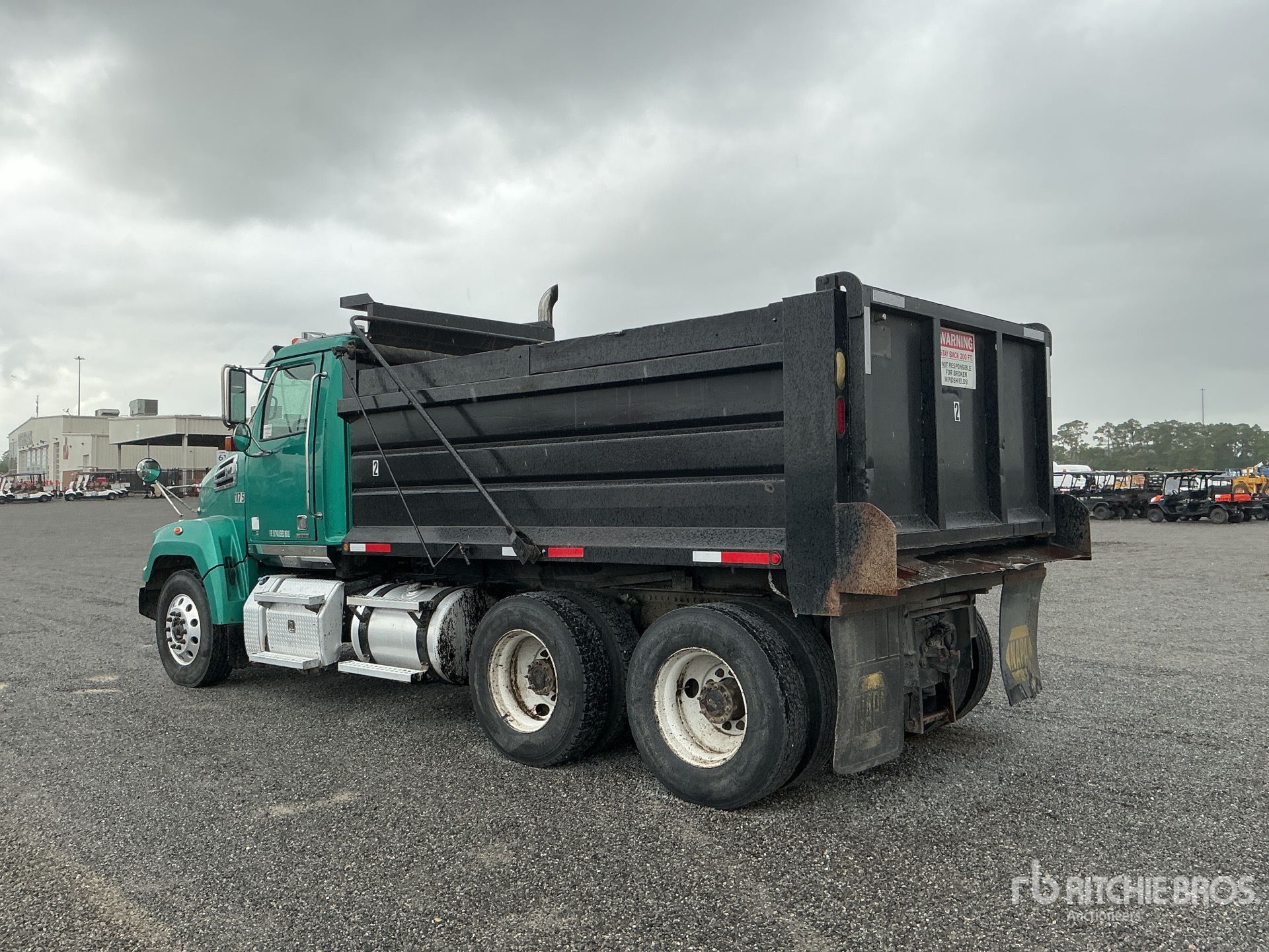 General Appearance with Foto, angolo posteriore sinistro