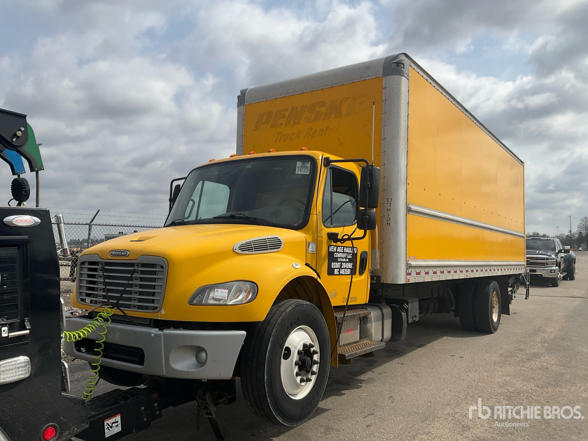 2018 Freightliner M2 106