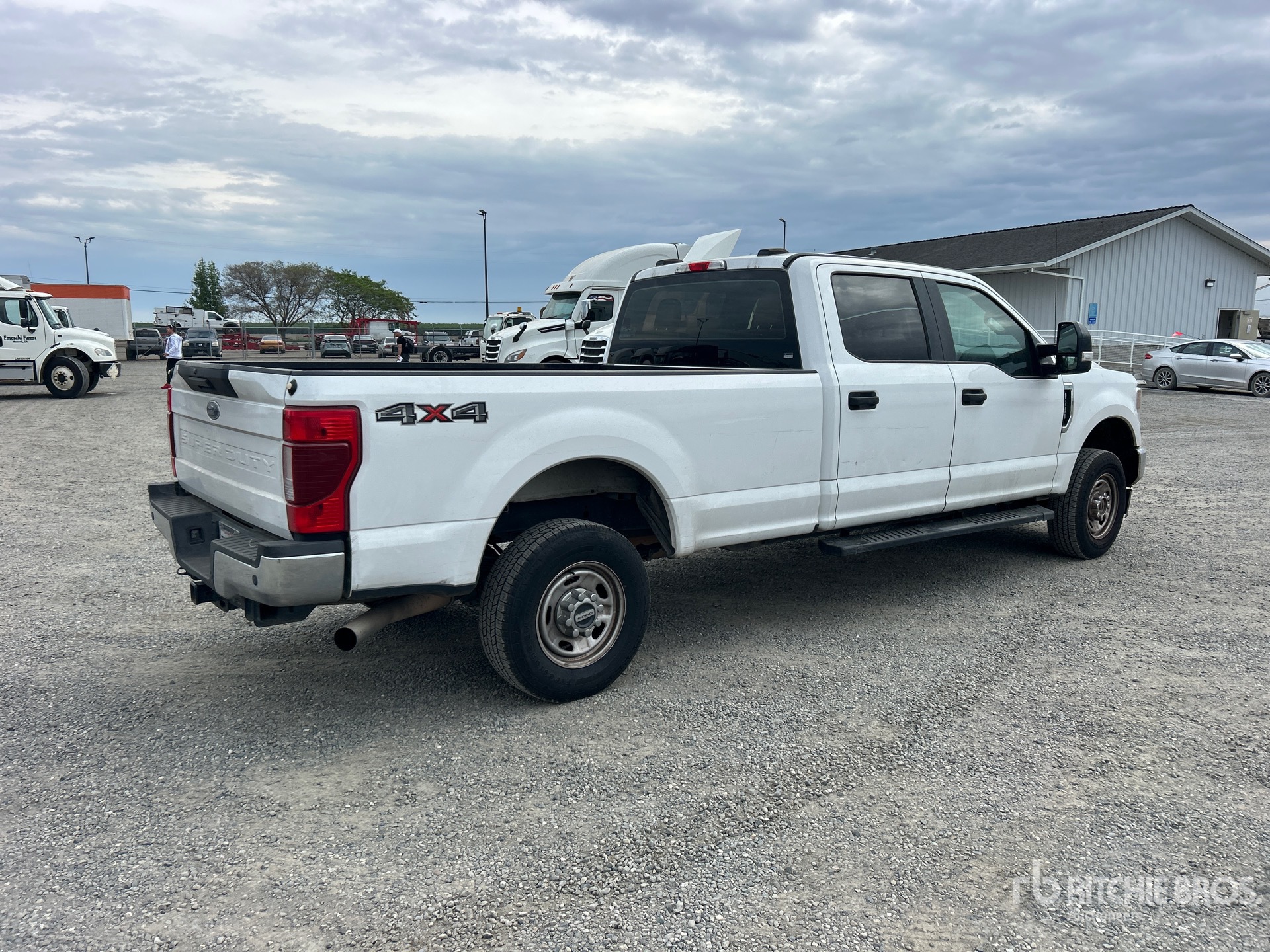 General Appearance with Picture, Right Rear Corner