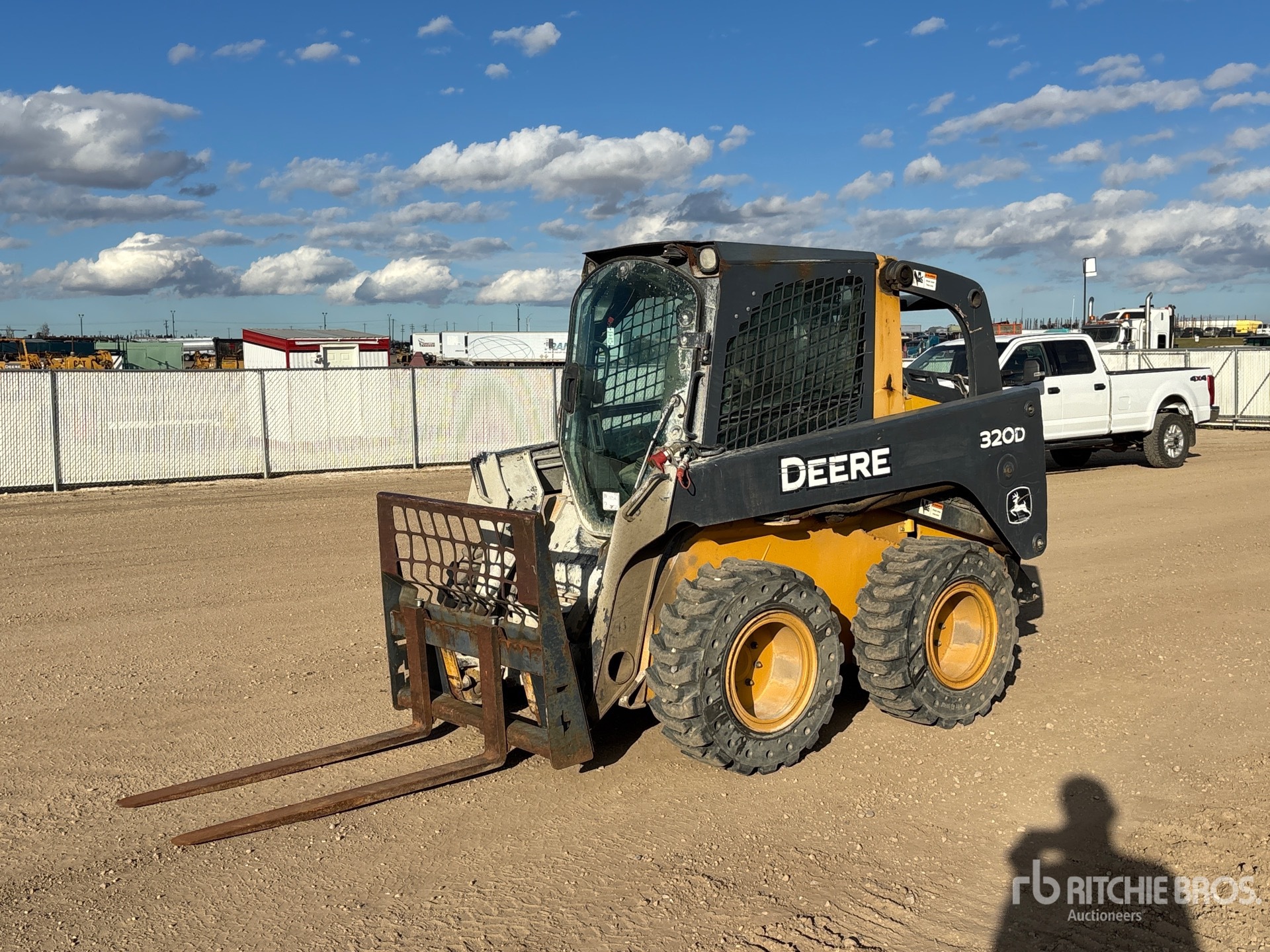 Photo of 2011 John Deere 320D
