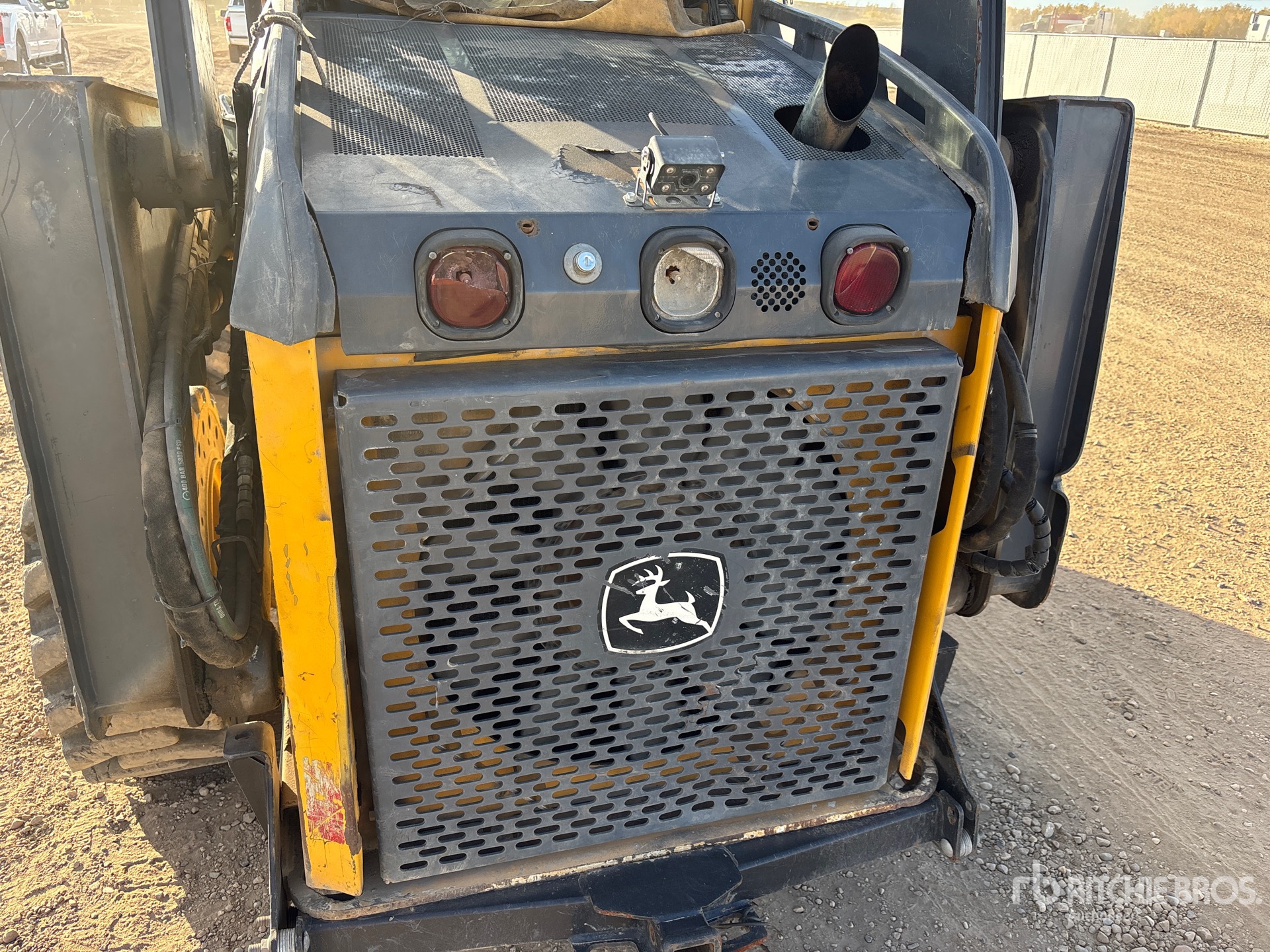 2011 John Deere 320D