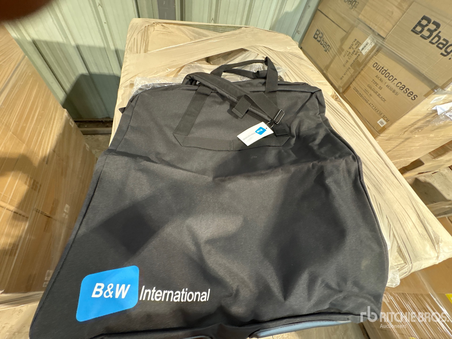 General Appearance with Featured Photo