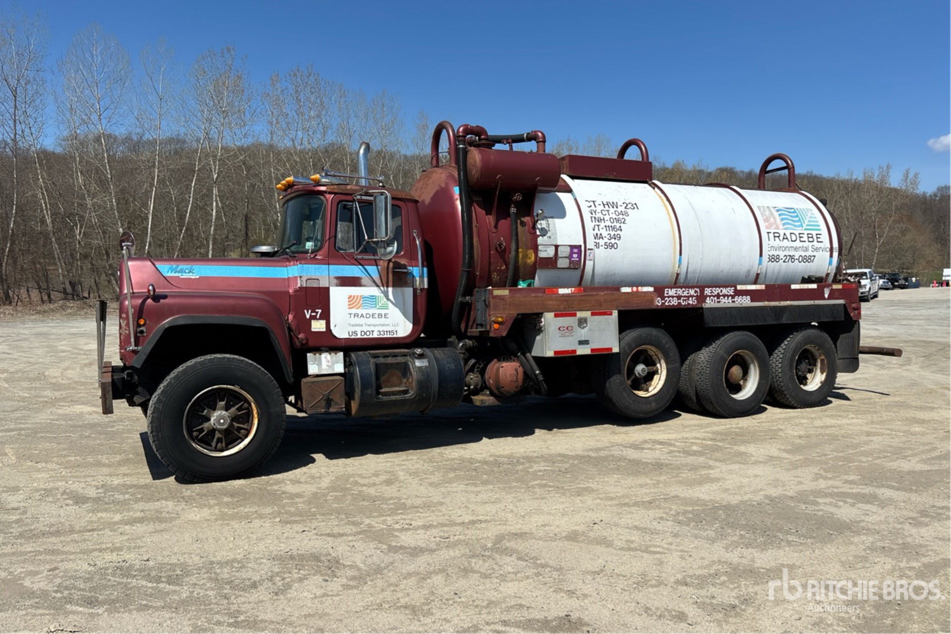 General Appearance with Image, coin avant gauche