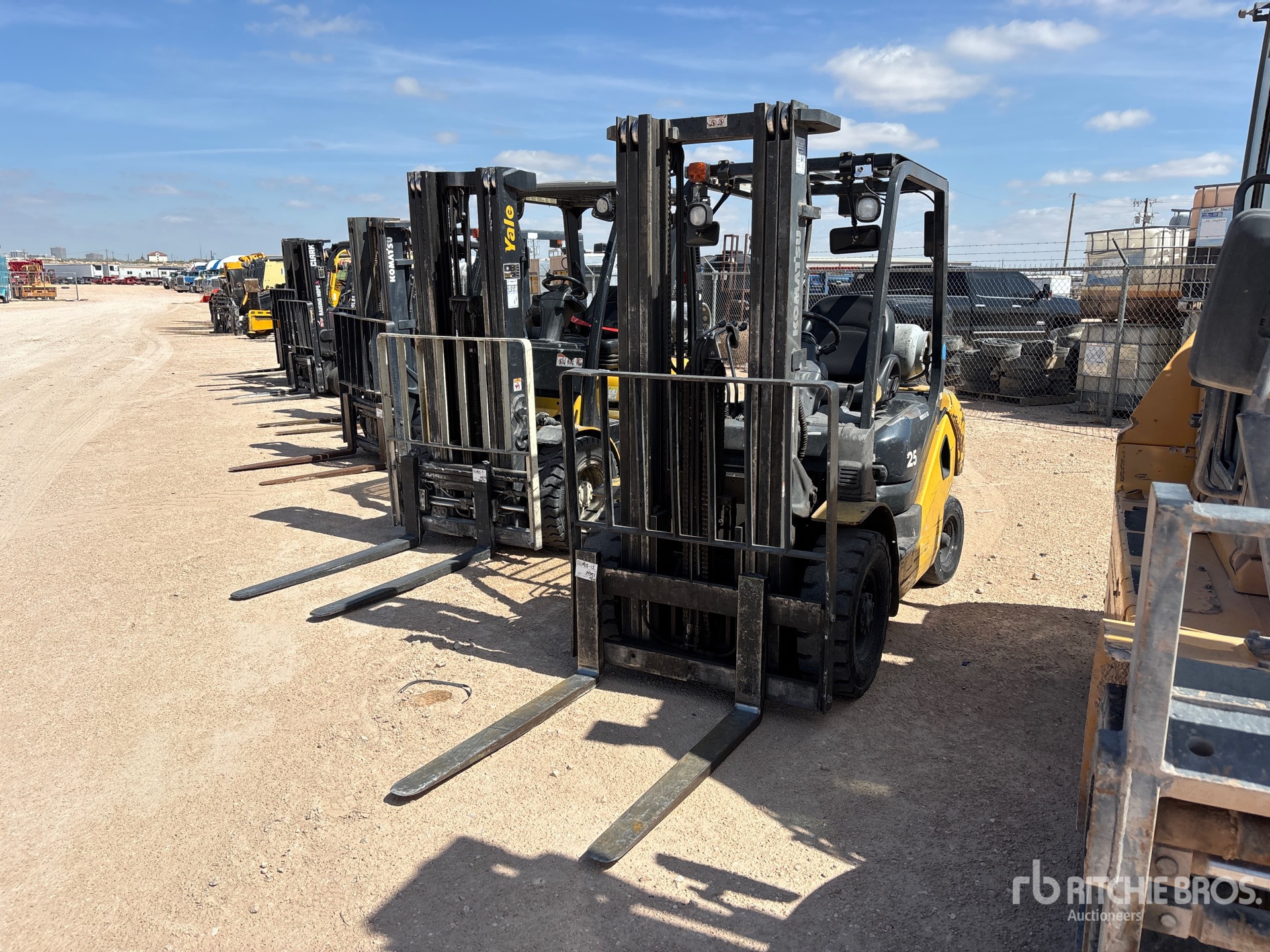 Aspect général with Image, coin avant gauche