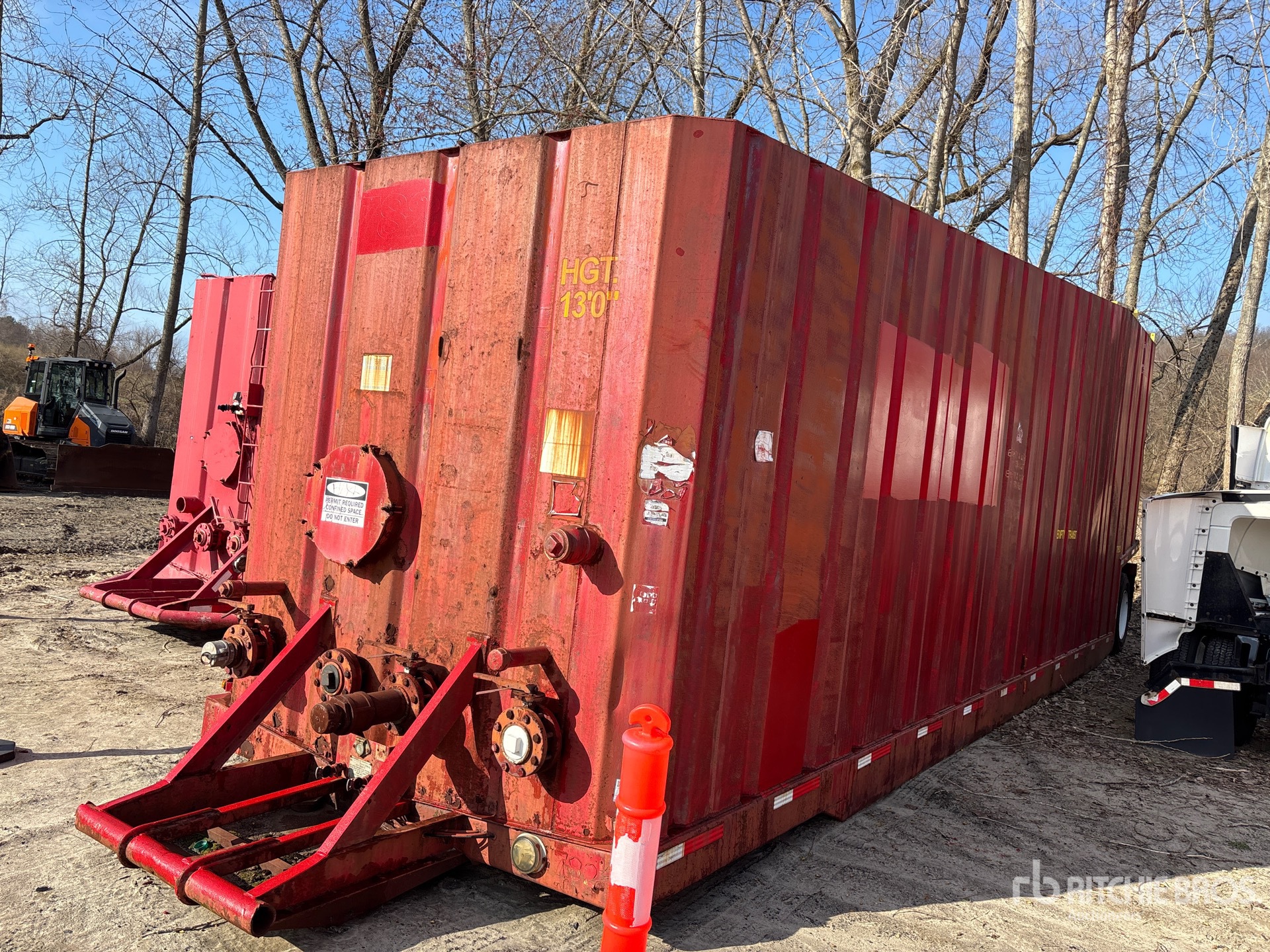 Aspect général with Image, coin avant gauche