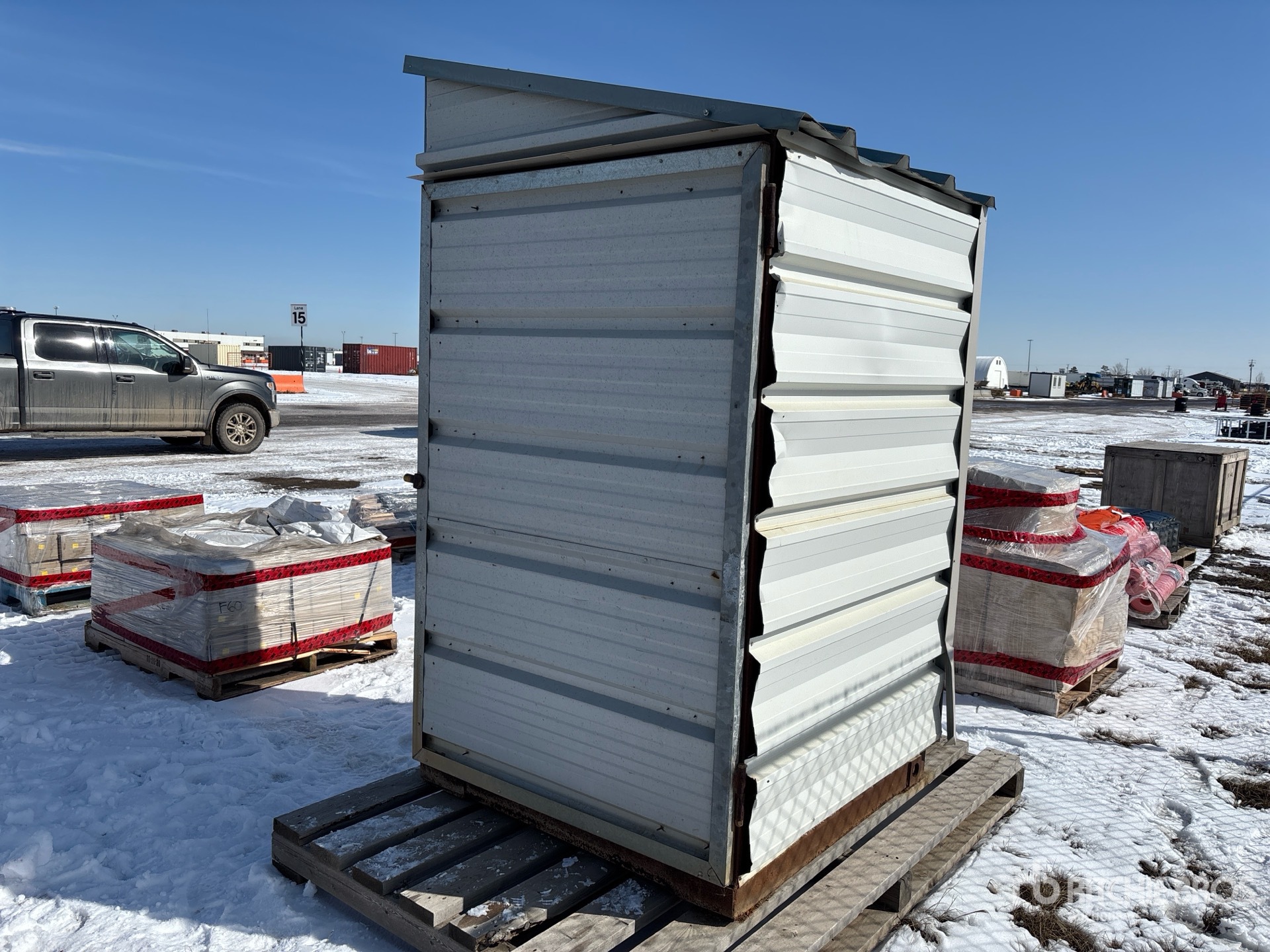 General Appearance with Picture, Left Rear Corner