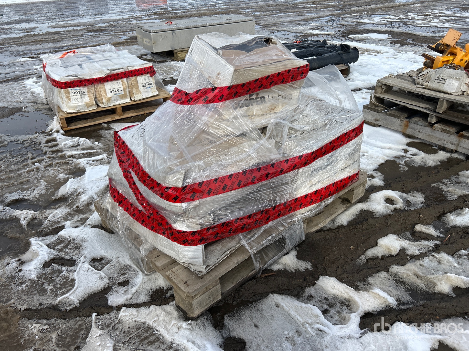 Aspect général with Image, coin arrière gauche