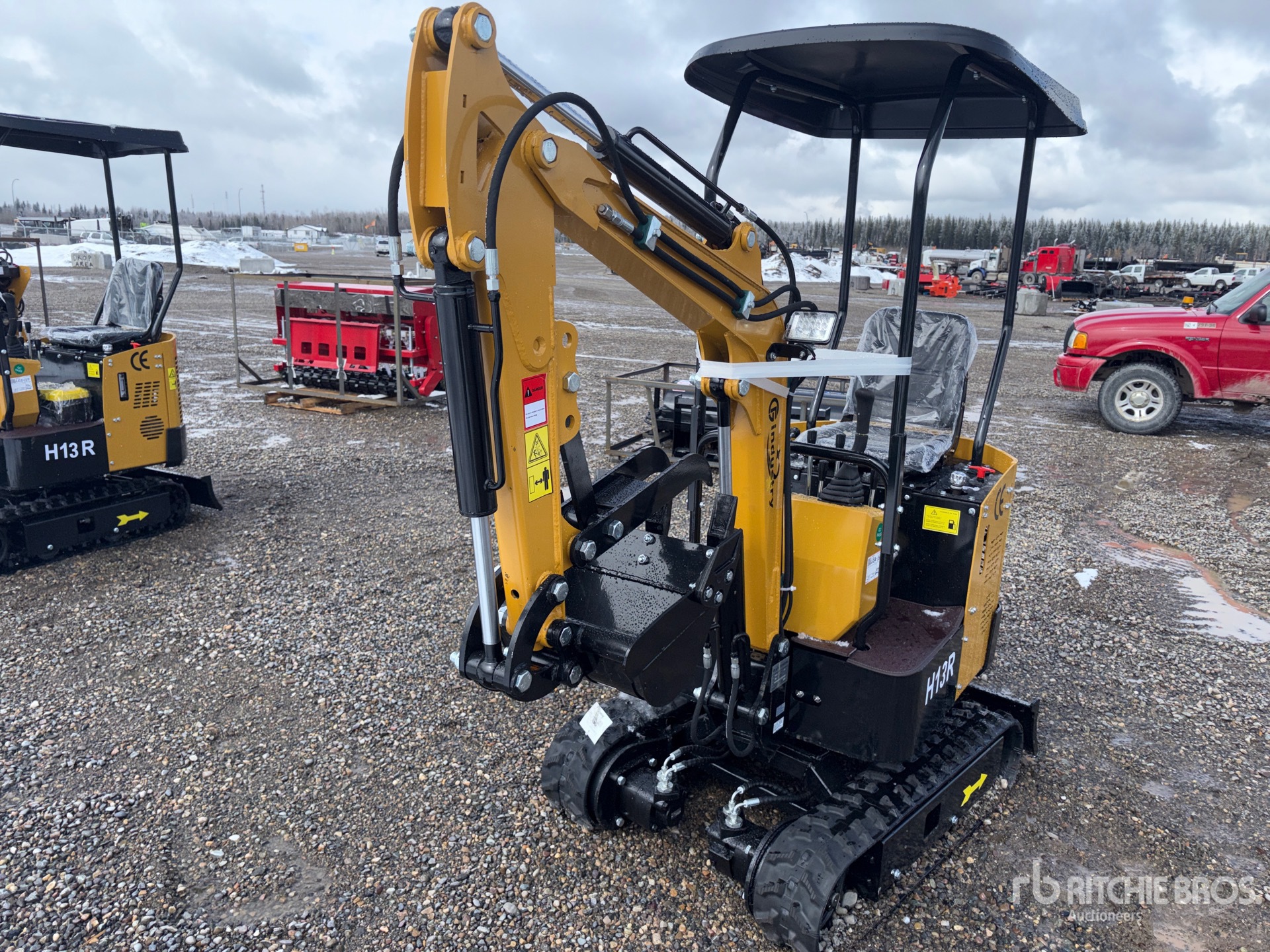 General Appearance with Featured Photo