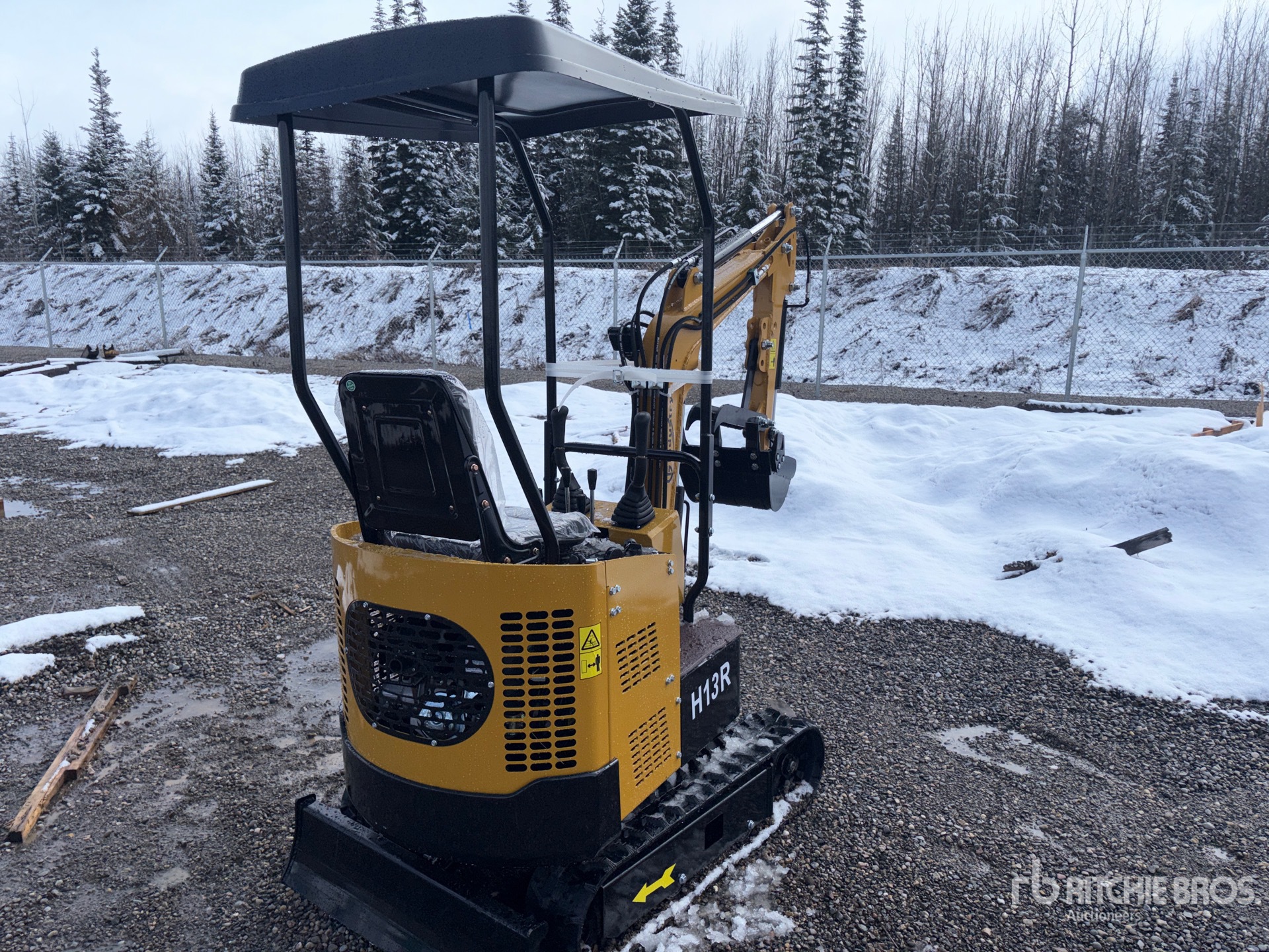 General Appearance with Picture, Right Rear Corner