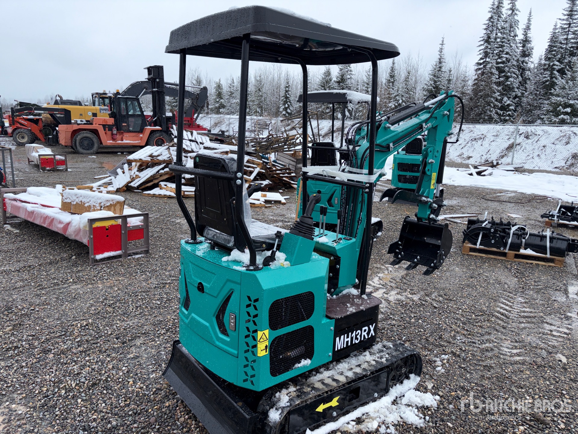 General Appearance with Picture, Right Rear Corner