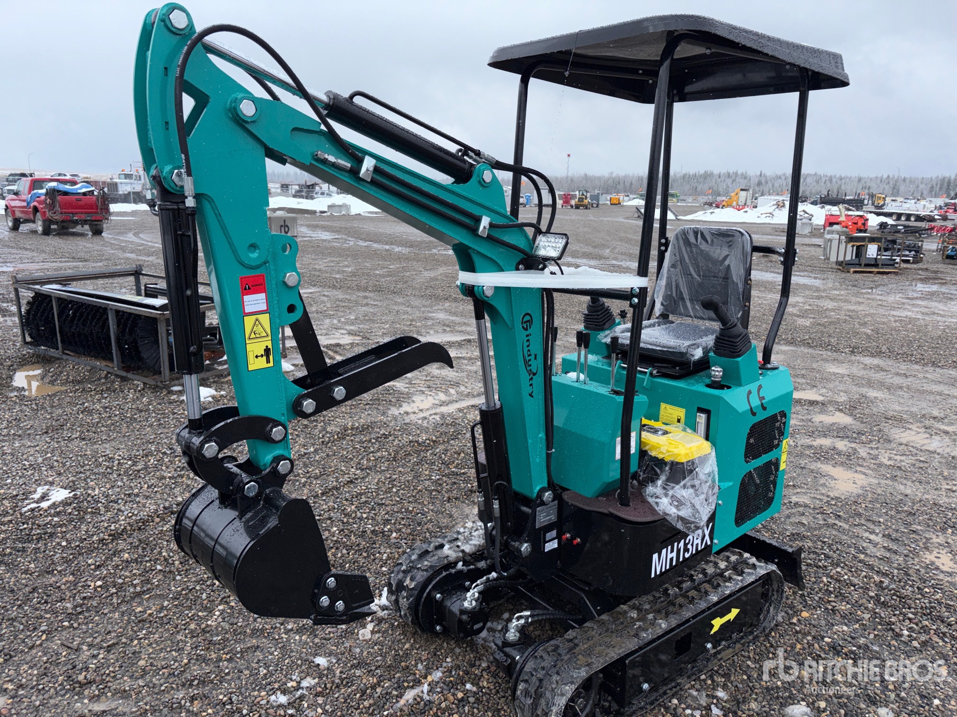 General Appearance with Picture, Left Front Corner