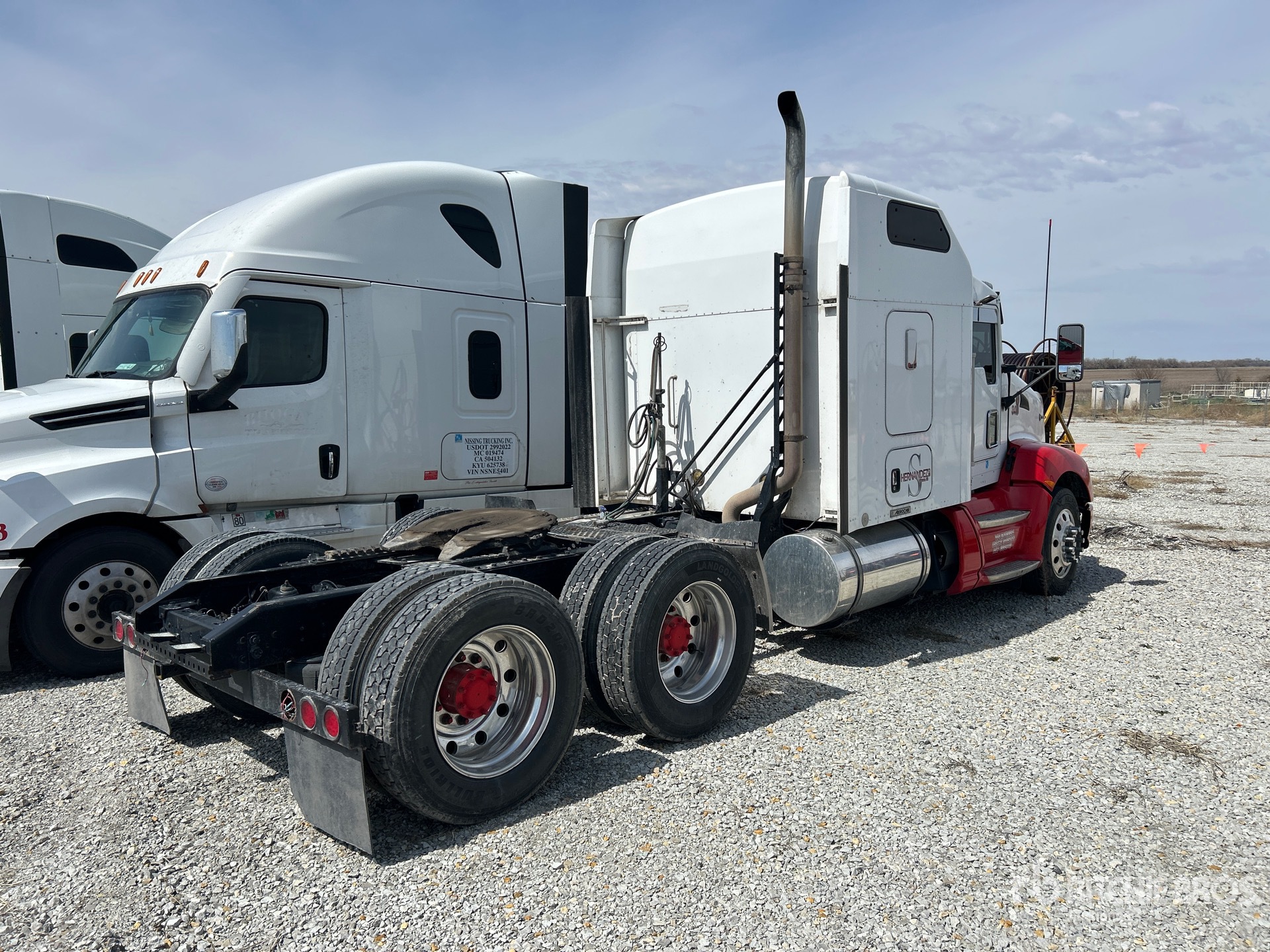 General Appearance with Picture, Right Rear Corner