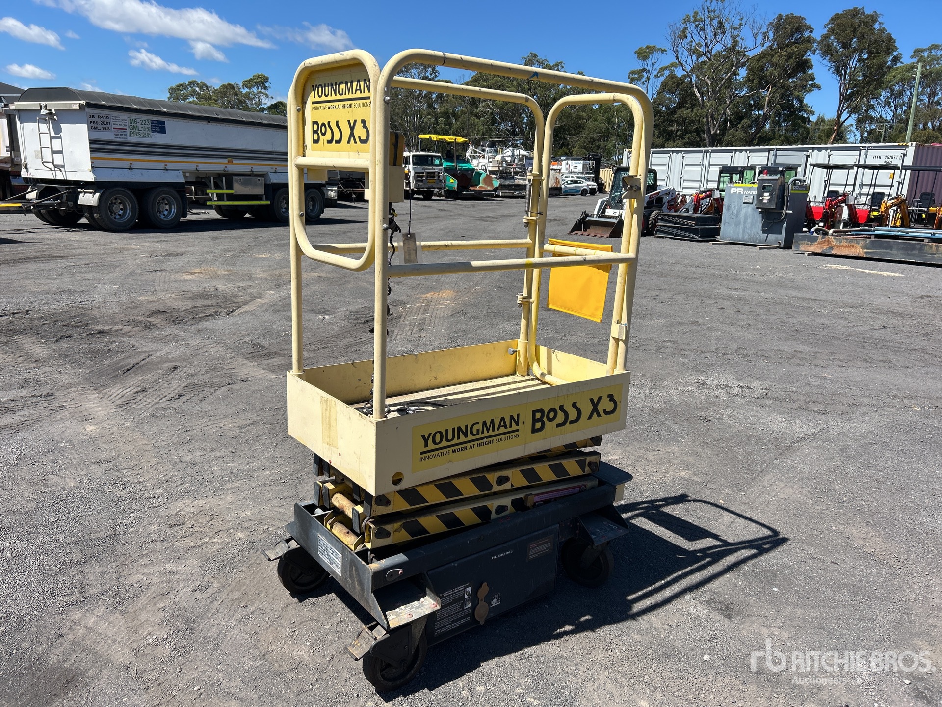 General Appearance with Picture, Right Front Corner